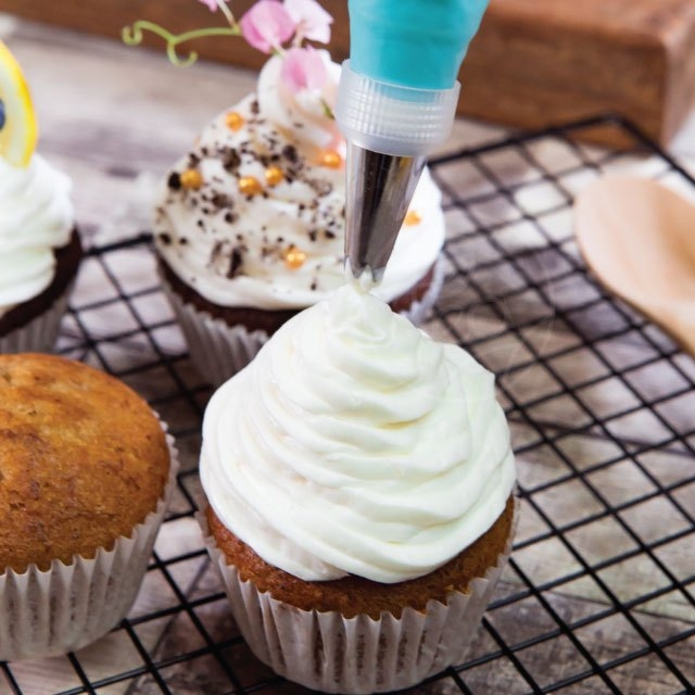 ดีวีน วิปปิ้งครีม โฟมครีม รสหวาน Whipping Cream (d-One) ชนิดหวาน บรรจุ 500 กรัม/ถุง