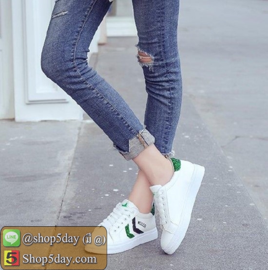 รองเท้าผ้าใบ สไตล์เกาหลี ตกแต่งลายเก๋ๆ (แถบเขียว)