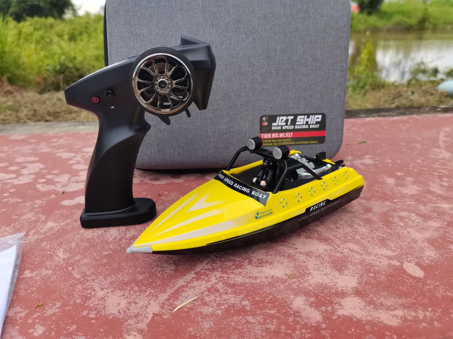 เรือบังคับวิทยุ แนวแข่งขัน WL-TOYS WL-917 RACHING ความเร็ว 16 KM/H วิทยุควบคุมแบบ 2.4 GHZ ขนาดเล็กกระทัดรัด ระบบขับเคลื่อนด้วยปั๊มน้ำแบบเทอร์โบเจ๊ด สินค้าชุดพร้อมเล่น