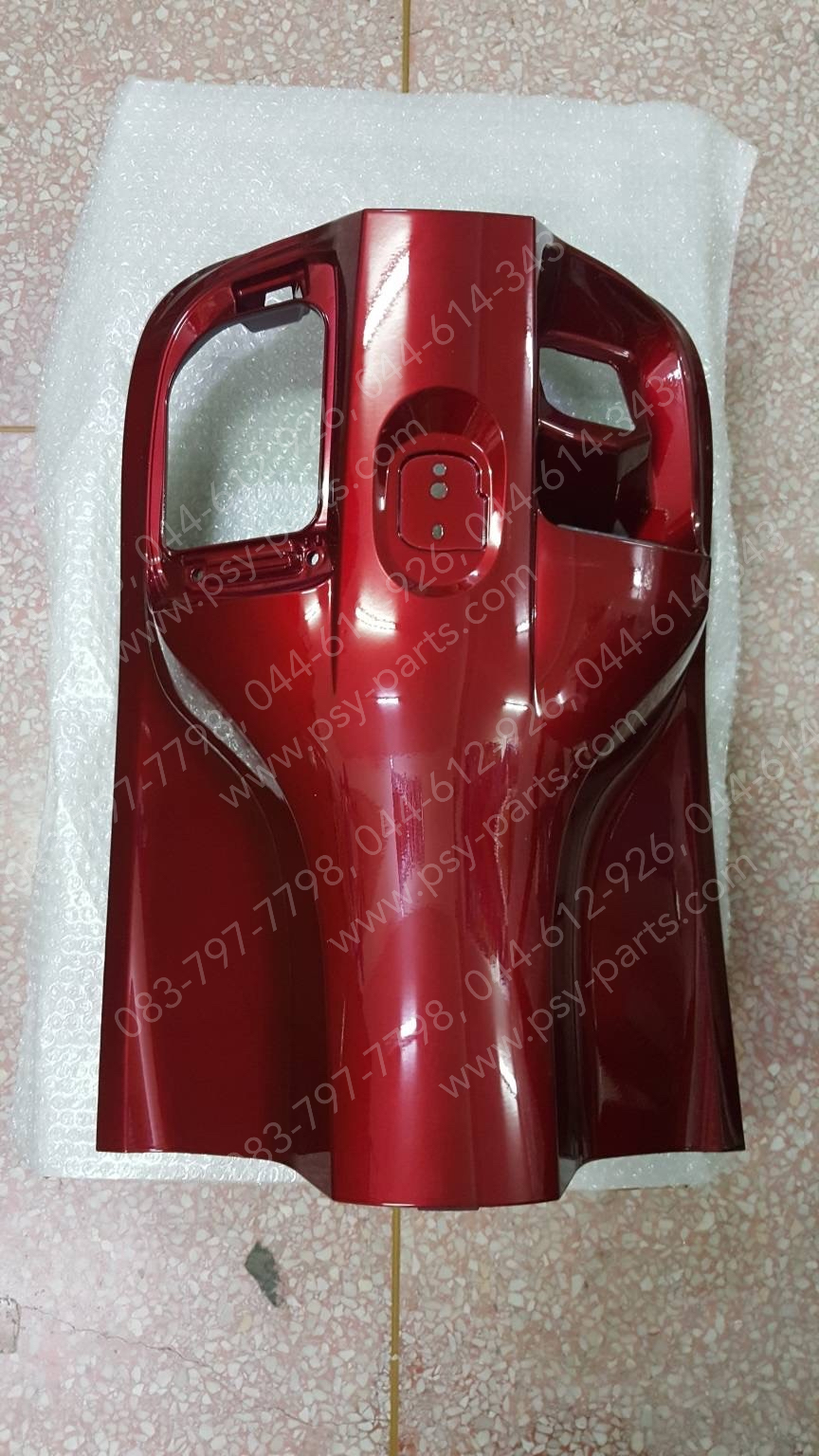 บังลม ตัวใน SCOOPY/21 แท้ๆ สีแดงเข้ม (R326) 81141-K2F-N80ZA Honda
