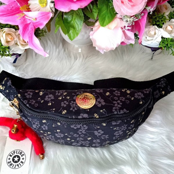 KIPLING กระเป๋าสะพาย กระเป๋าคิปลิ้ง Pac Man Fresh Waist Pack