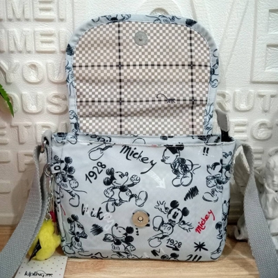 กระเป๋าสะพาย Kipling CROSSBODY BAG วินเทจอ่ะ