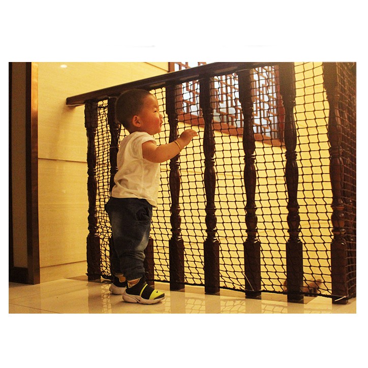 ตาข่ายกั้นราวบันได กันตก ระเบียง ขนาด 80 x 200 cm. สีน้ำตาล⭐️สินค้าพร้อมส่งค่ะ⭐️