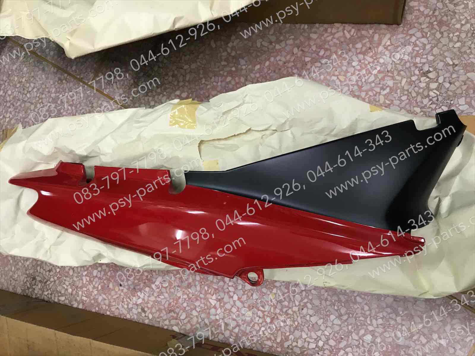 ฝาครอบข้างซ้าย NICE แท้ๆ สีดำ/แดง 64380-KEV-750ZC + ฝาครอบข้างขวา NICE แท้ๆ สีดำ/แดง 64370-KEV-750ZC