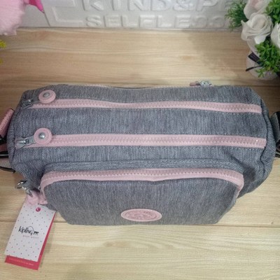 SALE! คิปลิ้ง Kipling กระเป๋าสะพายข้างReth