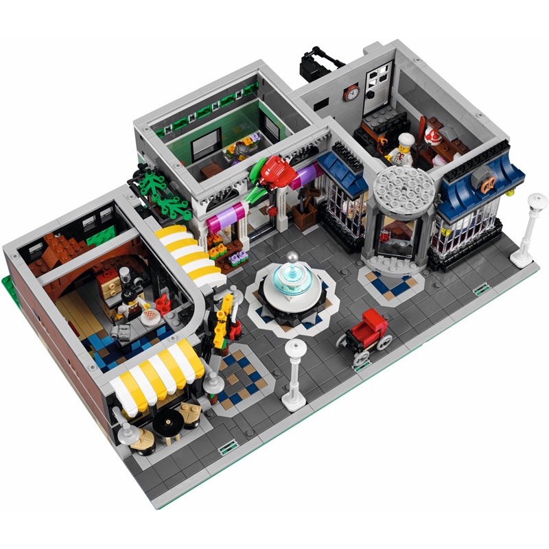 เลโก้ LEGO 10255 Assembly Square
