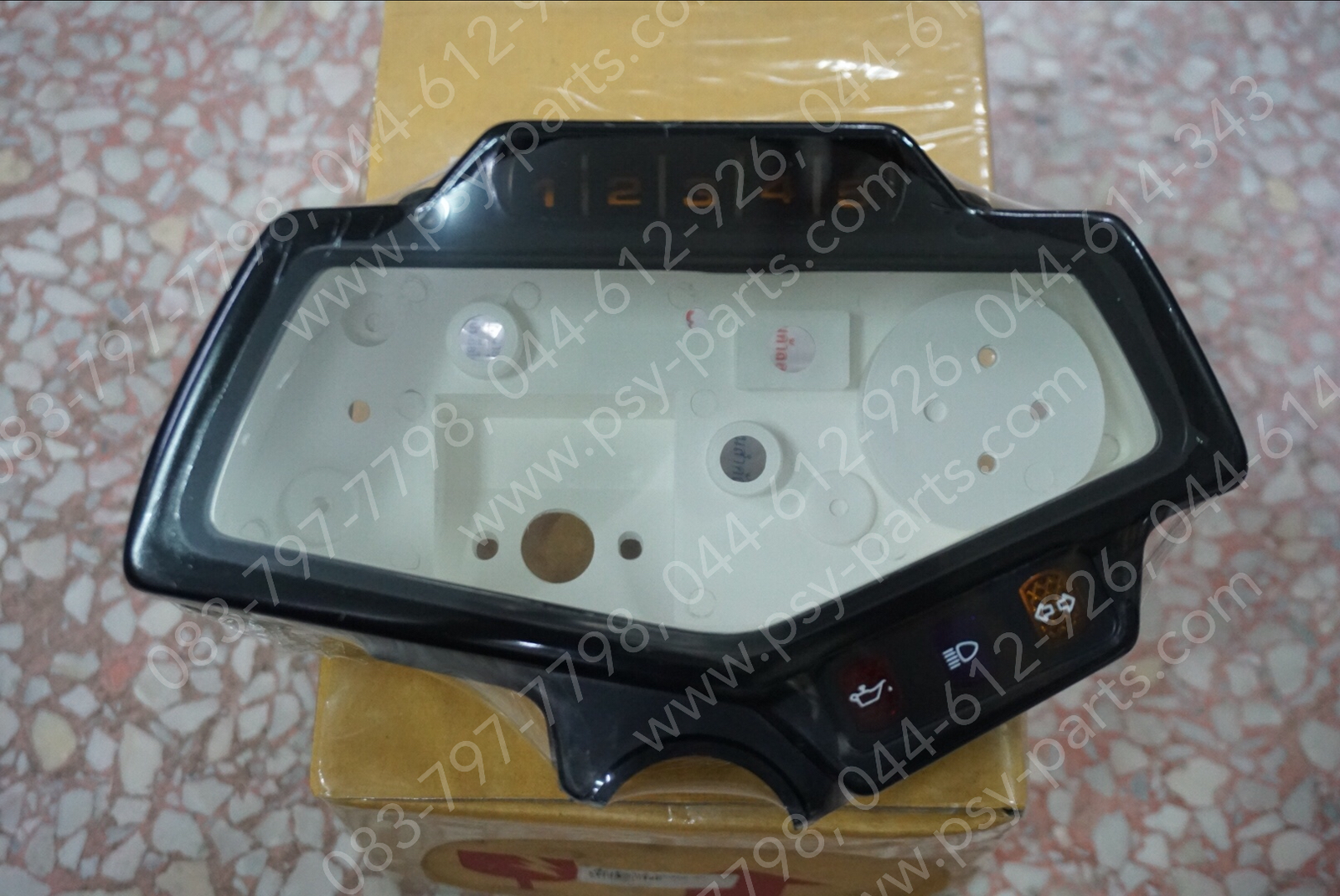 เสื้อเรือนไมล์ TUXEDO 5 เกียร์ (T)