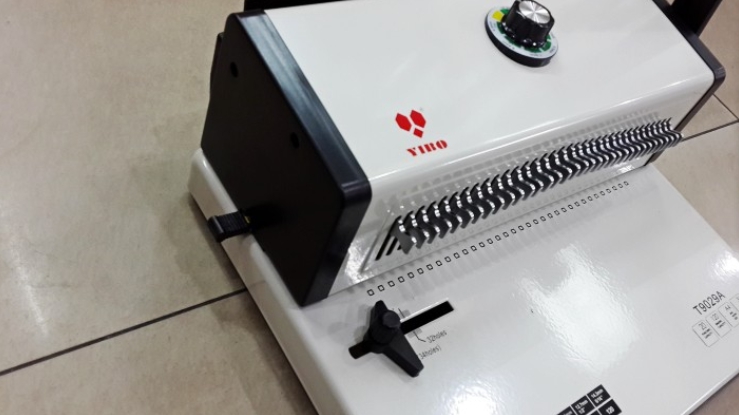 เครื่องเข้าเล่มปฏิทินห่วงเหล็กรุ่นT9029A รูสี่เหลร่ยม 3:1