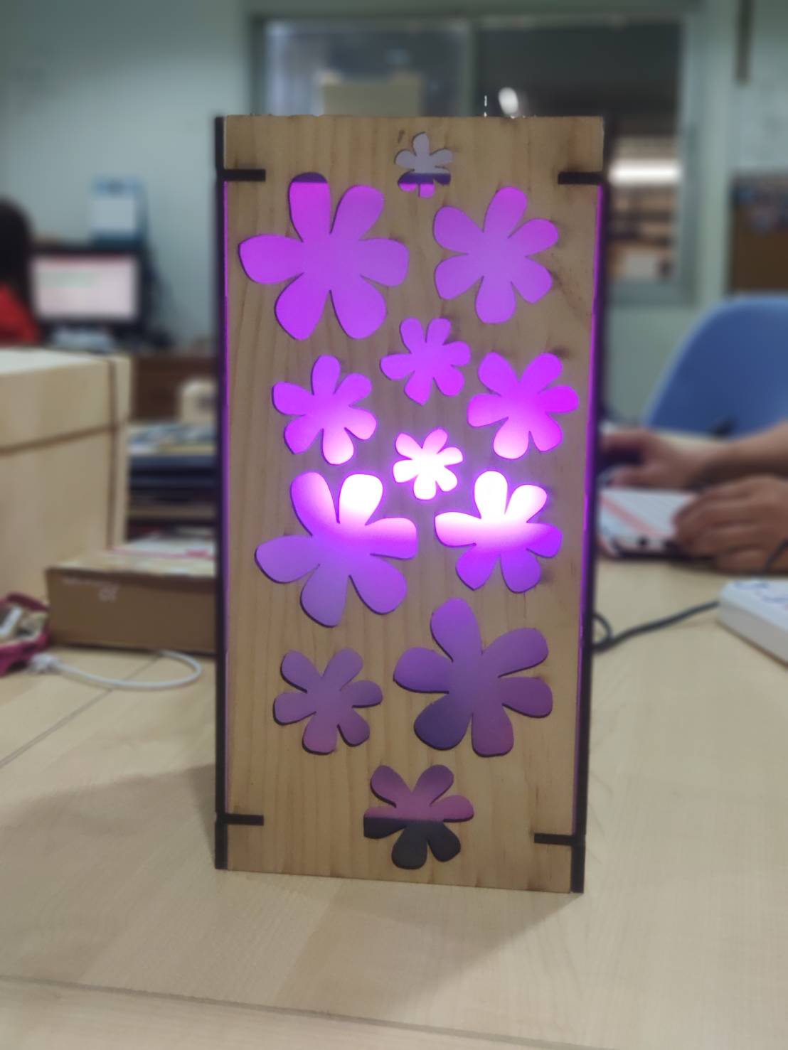 โคมไฟกล่องไม้สำหรับประดับบ้าน