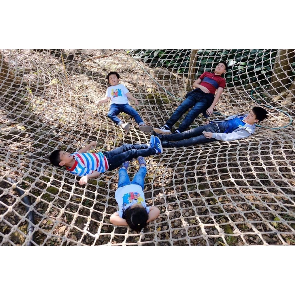 ตาข่ายปีนป่ายสำหรับเด็กเล็ก-เด็กโต ตาข่ายปีนป่ายเชือกใยยักษ์ 16 มิล ตา 25 CM.ตาข่ายติดตั้งง่าย ตาข่ายฐานลูกเสือ เข้าค่าย