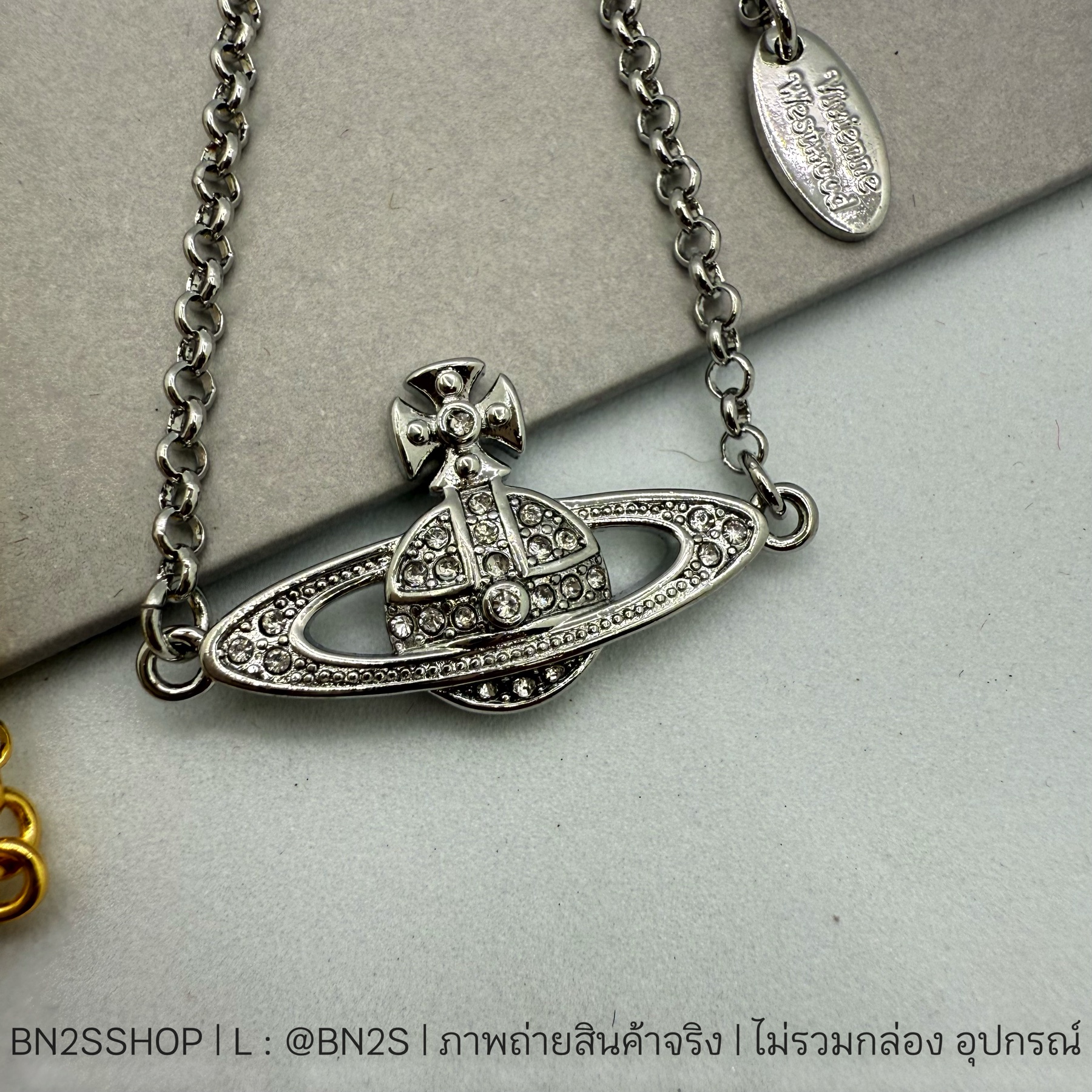 อะไหล่ทอง | Vivienne Westwood Mini Bas Braclete สร้อข้อมือจี้ดาวเสาร์สายโซ่ งานสวย