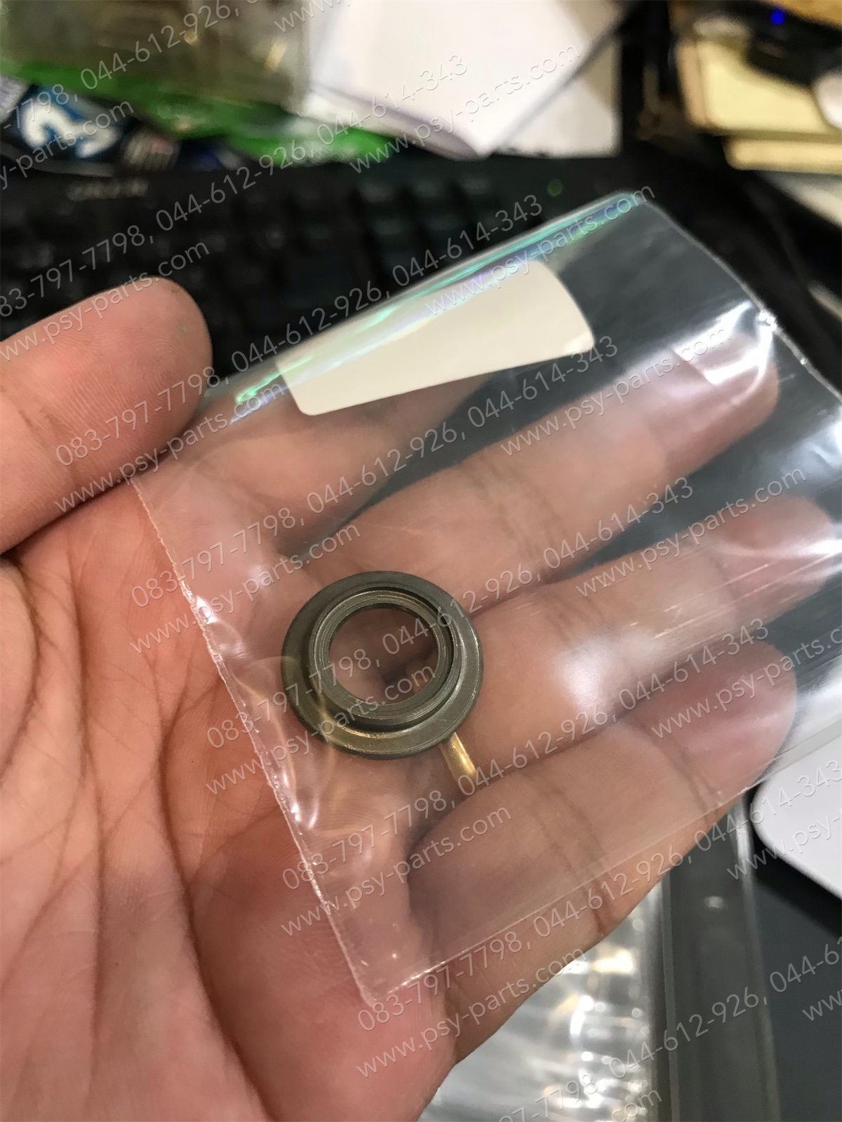 แหวนรองสปริงวาล์ว SMASH แท้ๆ 12933-09G00-000