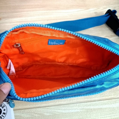 Kipling กระเป๋าคาดเอว สะพายข้าง รุ่น Halima convertible waist back
