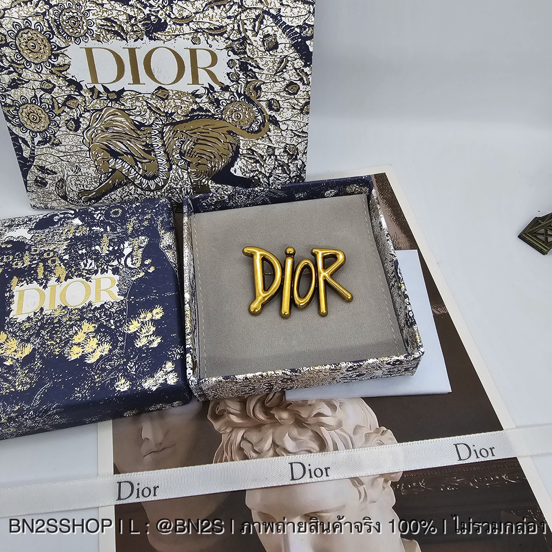 CHRISTAIN DIOR LOGO BROOCH เข็มกลัดดิออ อะไหล่ทองวินเทจ โชว์โลโก้ตะโกน