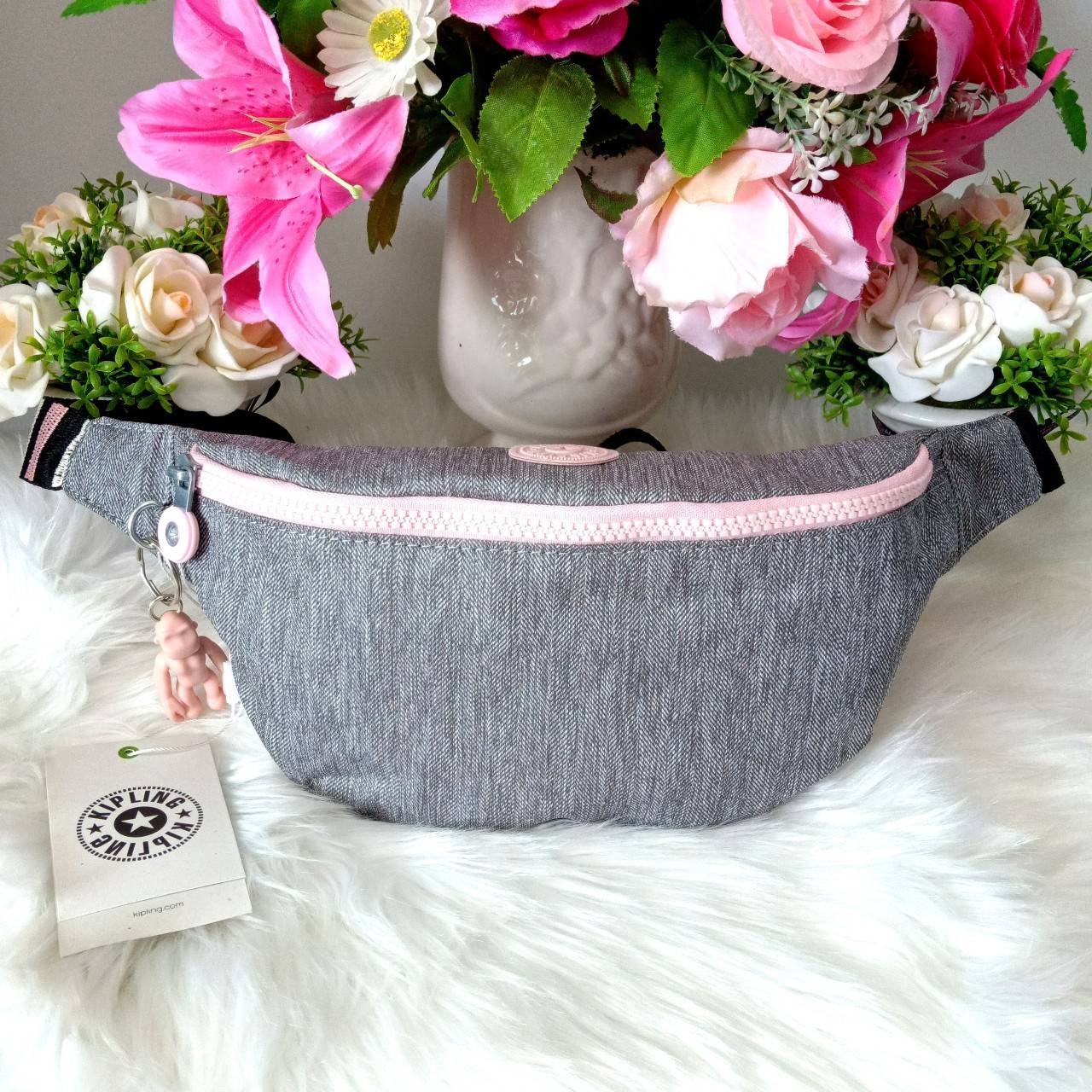 KIPLING กระเป๋าสะพาย กระเป๋าคิปลิ้ง Pac Man Fresh Waist Pack