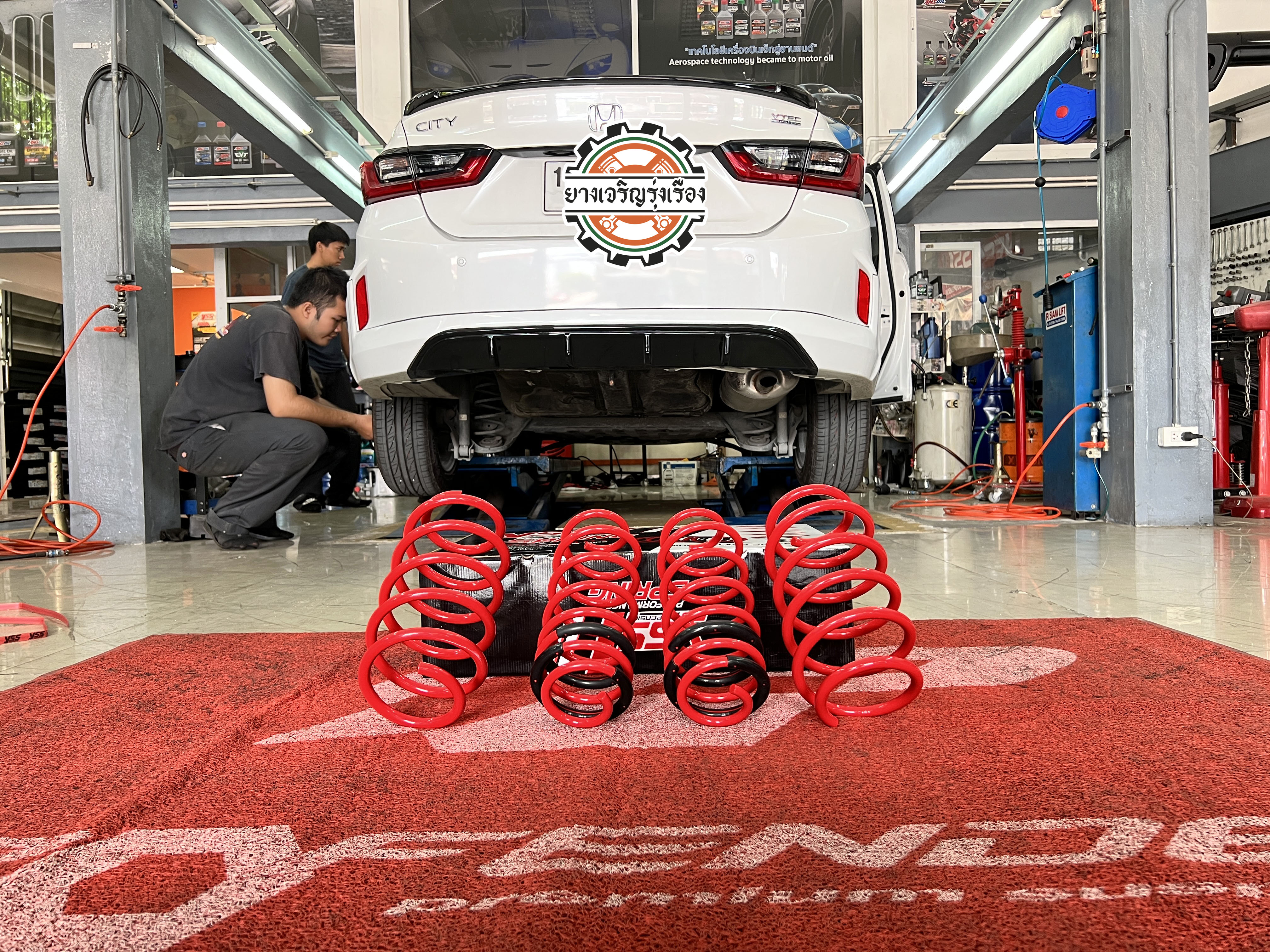 Honda City Turbo รับบริการอัพเกรดช่วงล่างเพิ่มความหนึบกระชับให้กับช่วงล่างด้วย สปริง YSS PERFORMNACE SPORT จัดทรงหล่อโหลด 1นิ้ว ติดตั้งใช้งานร่วมกับโช๊คอัพเดิมติดรถ นุ่มหนึบกำลังดี ไม่เสียอาการรถ ใช้งานง่าย พร้อมบริการติดตั้ง ครบๆ [+] YSS SPRING SPORT (RED) = 5,500 บาท [+] ตั้งศูนย์แมชชิ่ง = 450 บาท [+] พร้อมบริการติดตั้ง + Set up ให้เหมาะกับยาง [+] ขับสนุกด้วยบริการ ตั้งศูนย์ละเอียดให้เหมาะกับการใช้งานและลักษณะของช่วงล่าง 𝙊𝙪𝙧 𝙎𝙚𝙧𝙫𝙞𝙘𝙚 บริการทางร้าน เรารับทำอะไรบ้าง 🔧 ติดตั้งยางแบบไร้รอย 100% 🔧 บริการสลับยาง ตามอายุ 🔧 มียางรถยนต์ทุกยี่ห้อให้เลือกซื้อ 🔧 เช็คช่วงล่าง แก้ปัญหาให้ตรงจุด 🔧 บริการล้างลิ้นปีกผีเสื้อ 🔧 บริการเช็คระยะรถยนต์ 🔧 เปลี่ยนถ่ายของเหลวทั้งระบบ 🔧 ตั้งศูนย์ด้วยเครื่อง HUNTER นำเข้าจาก USA สอบถามข้อมูลเพิ่มเติม หรือนัดหมายเข้ารับบริการ Tel : 08-6569-1915 Tel : 08-6544-5963 Line id : @88rw Tiktok : https://www.tiktok.com/@88rwycrr Youtube : https://youtube.com/@88rw Facebook : https://www.facebook.com/otaninon Location : https://goo.gl/maps/HrNUAZXPN94KvxZ98?coh=178573&entry=tt #รถยนต์มีปัญหาไม่รู้ต้องแก้ตรงไหน ทางเรายินดี ตรวจหาปัญหาและหาวิธีแก้ บอกลูกค้าก่อนลงมือทำเสมอราคาเป็นธรรมไม่เอาเปรียบ สบายใจคุณลูกค้า ---------------------------------- ดูแลให้คำปรึกษาทุกปัญหาคาใจ ไม่ทิ้งลูกค้า มีบริการหลังการขาย 【ให้ผู้เชี่ยวชาญของเรา ดูแลรถคุณ】 ร้านยางเจริญรุ่งเรือง ยินดีต้อนรับครับ ---------------------------------- #โช๊คอัพรถยนต์ #monroe #yss #kayaba #profender #ร้านยางเจริญรุ่งเรือง #นนทบุรี #งามวงศ์วาน #amsfix #บริการช่วงล่างรถยนต์ #ซ่อมบำรุงช่วงล่าง #เซทอัพโช๊คอัพรถยนต์
