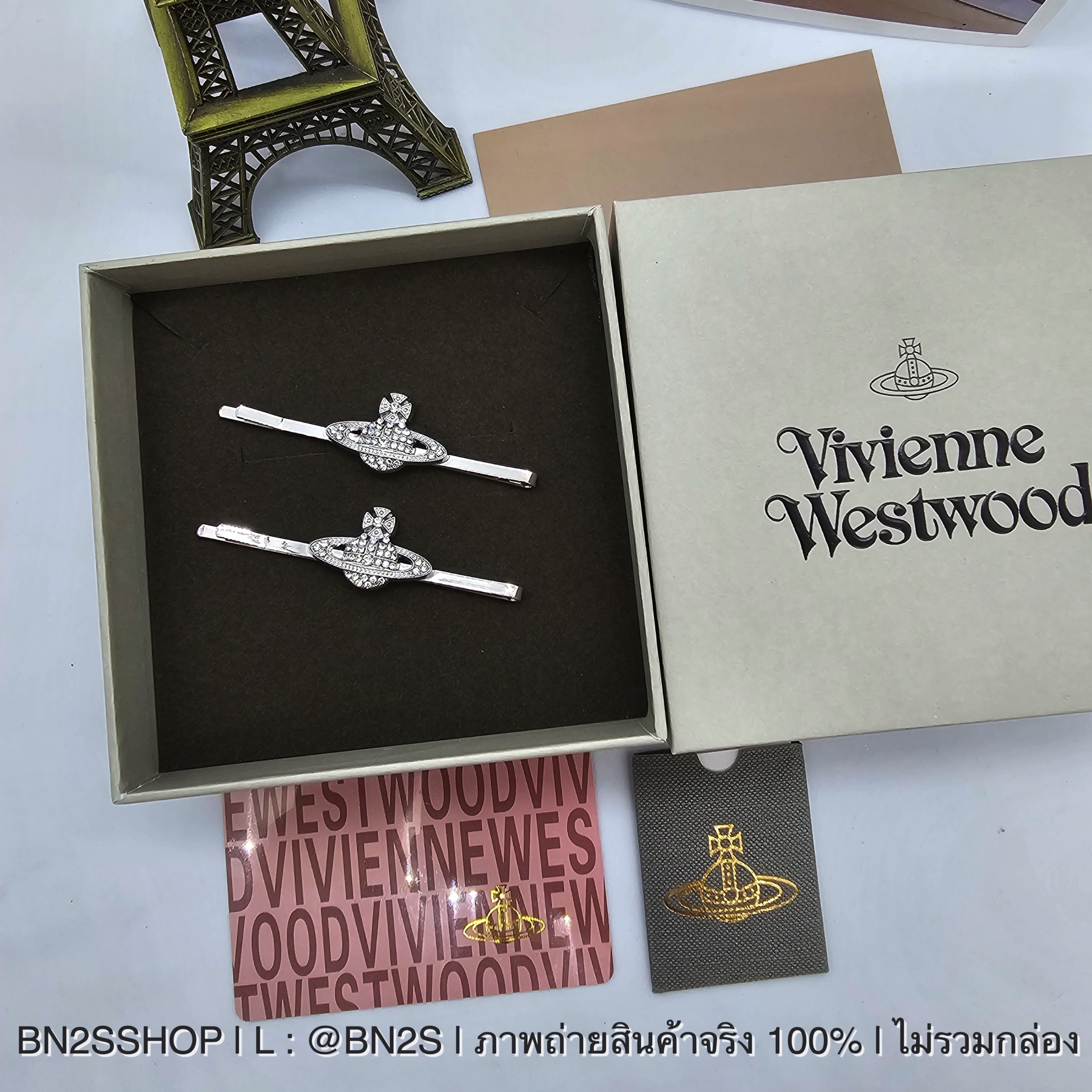 1 คู่ Vivienne Westwood Mini Bas Hair Clips กิ๊บหนีบผมวิเวียน สีเงิน ติดโลโก้ดาวเสาร์วิเวียน