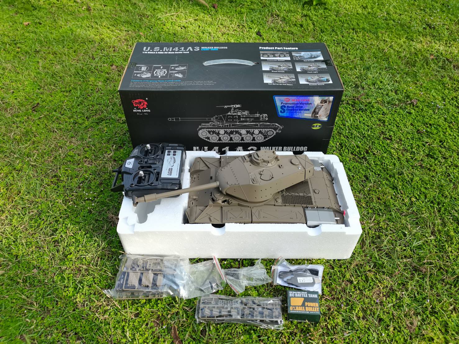 รถถังบังคับ HENG LONG 1/16 U.S. M41A3 WALKER BULLDOG ระบบชุดเกียร์โลหะ ยิงกระสุนได้มีควันและเสียงเคื่องยนต์ ระบบการทำงานเหมือนจริงมากๆ