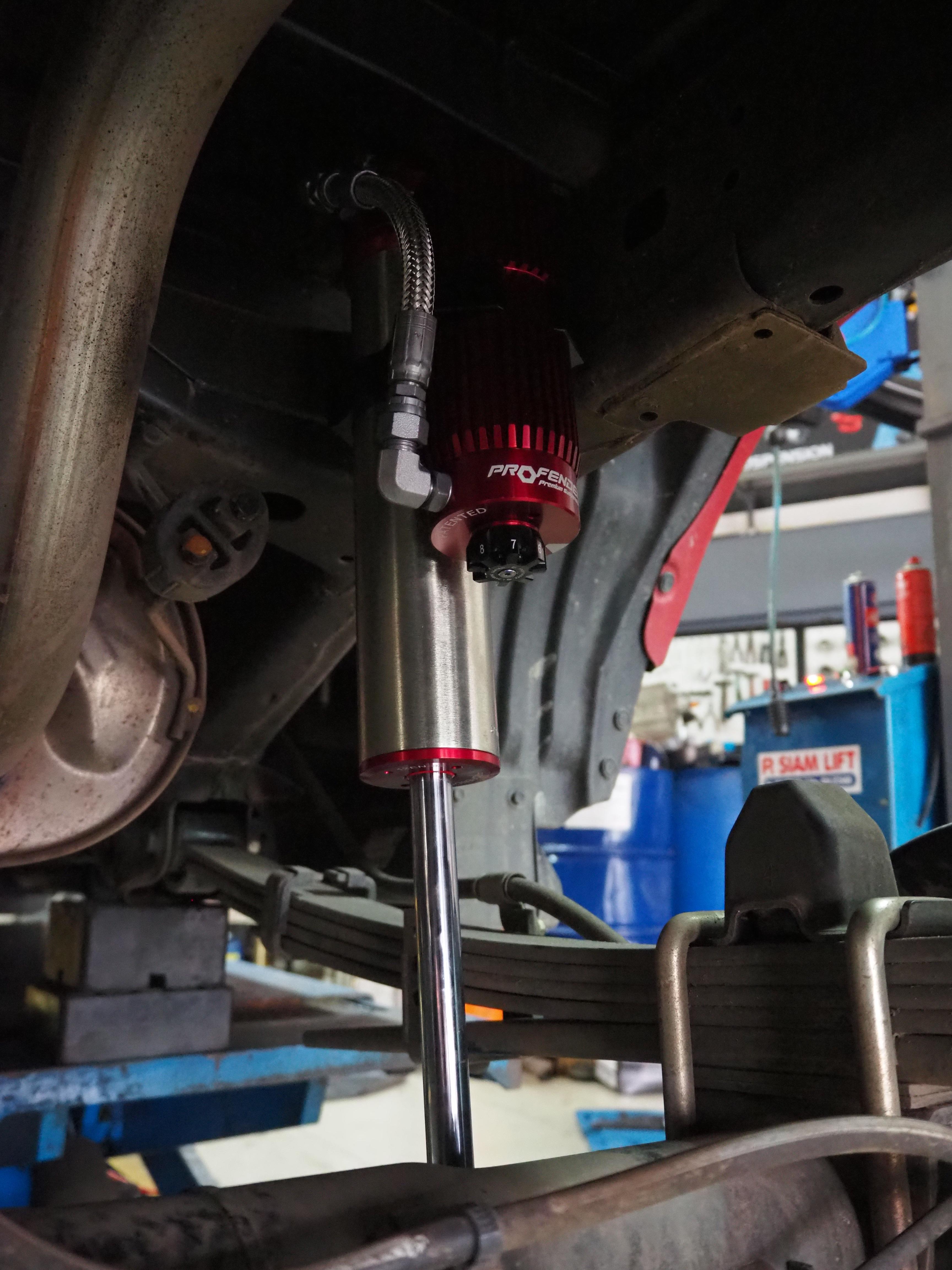TOYOTA HILUX REVO GR 4WD ตัวจริง มัดจำโช๊คอัพชุดใหญ่ก่อนรับรถ ขับป้ายแดงมาเปลี่ยนโช๊คอัพ 𝗣𝗥𝗢𝗙𝗘𝗡𝗗𝗘𝗥 𝗧𝗨𝗡𝗘 𝗦𝗘𝗥𝗜𝗘𝗦 พร้อมบริการ set up และตั้งศูนย์แมชชิ่ง ครบจบ ที่เดียว ขอบพระคุณครับ [+] 𝗣𝗥𝗢𝗙𝗘𝗡𝗗𝗘𝗥 𝗧𝗨𝗡𝗘 𝗦𝗘𝗥𝗜𝗘𝗦 โช๊คอัพหน้า/หลัง อยากให้เซ็ทแบบวิ่งกระชับ ติดมือคอนโทรลพวงมาลัยคมๆ วิ่งผ่านรอยต่อถนนเนียนๆ ไม่เสียอาการตอนจั้มคอสะพาน จัดให้ครับ พร้อมปรับเซ๊ท Pre load เซ็ทระยะ stroke และตั้งศูนย์ตามสูตรร้านยางเจริญรุ่งเรือง ขับสนุกแน่นอน!! ล้อเดิม ยางเดิม ก็ขับสนุกได้ [+] พร้อมบริการติดตั้ง + Set up ให้เหมาะกับยาง [+] ขับสนุกด้วยบริการ ตั้งศูนย์ละเอียดให้เหมาะกับการใช้งานและลักษณะของช่วงล่าง --------------------------------- #ติดต่อเรา ยางรถยนต์ บริการรถยนต์ 08-6569-1915 โช๊คอัพช่วงล่างรถยนต์ ตั้งศูนย์ 08-6544-5963 𝙊𝙪𝙧 𝙎𝙚𝙧𝙫𝙞𝙘𝙚 บริการทางร้าน เรารับทำอะไรบ้าง 🔧 ติดตั้งยางแบบไร้รอย 100% 🔧 บริการสลับยาง ตามอายุ 🔧 มียางรถยนต์ทุกยี่ห้อให้เลือกซื้อ 🔧 เช็คช่วงล่าง แก้ปัญหาให้ตรงจุด 🔧 บริการล้างลิ้นปีกผีเสื้อ 🔧 บริการเช็คระยะรถยนต์ 🔧 เปลี่ยนถ่ายของเหลวทั้งระบบ 🔧 ตั้งศูนย์ด้วยเครื่อง HUNTER นำเข้าจาก USA #รถยนต์มีปัญหาไม่รู้ต้องแก้ตรงไหน ทางเรายินดี ตรวจหาปัญหาและหาวิธีแก้ บอกลูกค้าก่อนลงมือทำเสมอราคาเป็นธรรมไม่เอาเปรียบ สบายใจคุณลูกค้า ---------------------------------- ดูแลให้คำปรึกษาทุกปัญหาคาใจ ไม่ทิ้งลูกค้า มีบริการหลังการขาย 【ให้ผู้เชี่ยวชาญของเรา ดูแลรถคุณ】 ร้านยางเจริญรุ่งเรือง ยินดีต้อนรับครับ #𝗨𝗽𝗴𝗿𝗮𝗱𝗲☄️ 🆙 ความเฟริม 🆙 เข้าโค้งมั่นใจ 🆙 กระชับขับสนุก 🆙 เก็บรอยต่อถนนดีเยี่ยม #แก้ไขอาการ ❌ โช๊คอัพแก้อาการโยน ❌ เข้าโค้งย้วย ❌ เมารถ 🔧Service ✅ ฟรี บริการติดตั้งโช๊อคัพ ✅ ฟรี บริการ Set up โช๊คอัพให้เหมาะกับการใช้งาน ✅ ฟรี ตั้งศูนย์ให้แม็ช กับช่วงล่างและยาง(เครื่อง HUNTER USA ความแม่นยำสูง) 🚙รีดพลังช่วงล่างมาใช้งานได้มากที่สุดด้วยการตั้งศูนย์ให้ยางรถยนต์ ช่วงล่าง ทุกอย่างแมชท์เข้าด้วยกัน💯 ลูกค้าสามารถสอบถามรายละเอียด หรือแนะนำรุ่นโช๊คอัพให้เหมาะสมกับการใช้งานได้ทางข้อความ หรือ โทร. ยางรถยนต์ บริการรถยนต์ 08-6569-1915 โช๊คอัพช่วงล่างรถยนต์ ตั้งศูนย์ 08-6544-5963 ยินดีต้อนรับครับ🙏🙏🙏 #YSS #วายเอสเอส #profender #queenseries #subtank #โปรเฟนเดอร์ #ควีนซีรียส์ #โช๊คอัพรถยนต์ #ช่วงล่างรถยนต์ #ร้านยางเจริญรุ่งเรือง #นนทบุรี #งามวงศ์วาน #ซ่อมบำรุงช่วงล่างรถยนต์