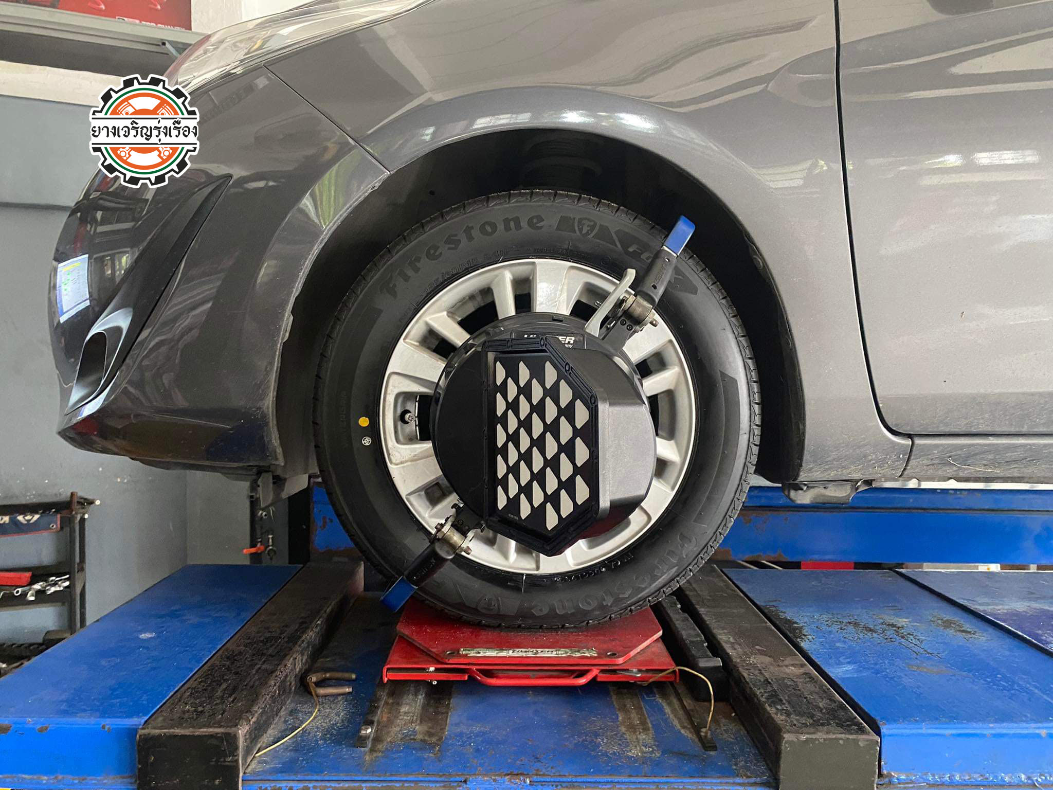 TOYOTA YARIS เปลี่ยนยางเน้นใช้งานประจำวัน มีประกัน [+] Firestone F01X [+] ขนาด 185/60R15 𝙊𝙪𝙧 𝙎𝙚𝙧𝙫𝙞𝙘𝙚 บริการทางร้านเรารับทำอะไรบ้าง 🔧 ติดตั้งยางแบบไร้รอย 100% 🔧 บริการสลับยาง ตามอายุ 🔧 มียางรถยนต์ทุกยี่ห้อให้เลือกซื้อ 🔧 เช็คช่วงล่าง แก้ปัญหาให้ตรงจุด 🔧 บริการล้างลิ้นปีกผีเสื้อ 🔧 บริการเช็คระยะรถยนต์ 🔧 เปลี่ยนถ่ายของเหลวทั้งระบบ 🔧 ตั้งศูนย์ด้วยเครื่อง HUNTER นำเข้าจาก USA สอบถามข้อมูลเพิ่มเติม หรือนัดหมายเข้ารับบริการ Tel : 08-6569-1915 Tel : 08-6544-5963 Line id : @88rw Tiktok : https://www.tiktok.com/@88rwycrr Youtube : https://youtube.com/@88rw Facebook : https://www.facebook.com/88rwtire Location : https://goo.gl/maps/HrNUAZXPN94KvxZ98?coh=178573&entry=tt #รถยนต์มีปัญหาไม่รู้ต้องแก้ตรงไหน ทางเรายินดี ตรวจหาปัญหาและหาวิธีแก้ บอกลูกค้าก่อนลงมือทำเสมอราคาเป็นธรรมไม่เอาเปรียบ สบายใจคุณลูกค้า ร้านยางเจริญรุ่งเรือง ยินดีต้อนรับครับ #ยางรถยนต์ #Firestone #F01