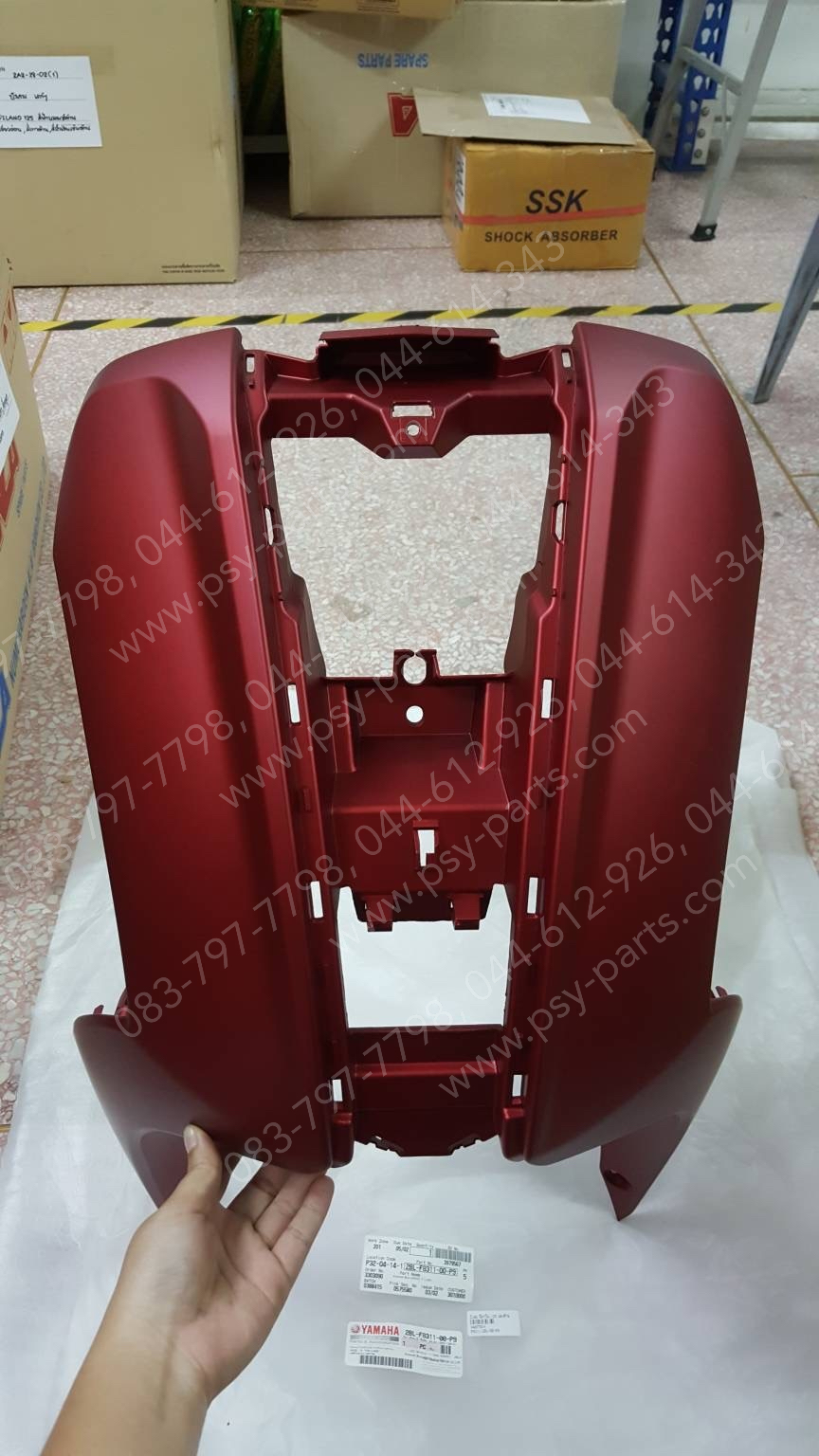 บังลม FILANO 125, GRAND FILANO แท้ๆ สีแดงด้าน 2BL-F8311-00-P9 Yamaha