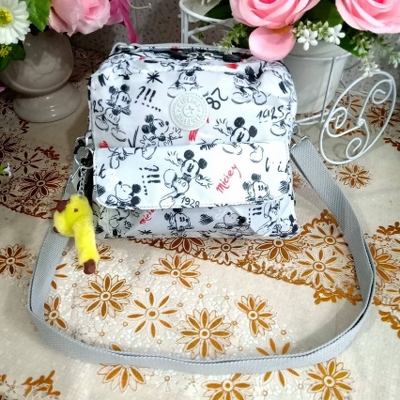 Kipling กระเป๋าสะพายข้าง DISNEY'S 🌺มี 7ลาย