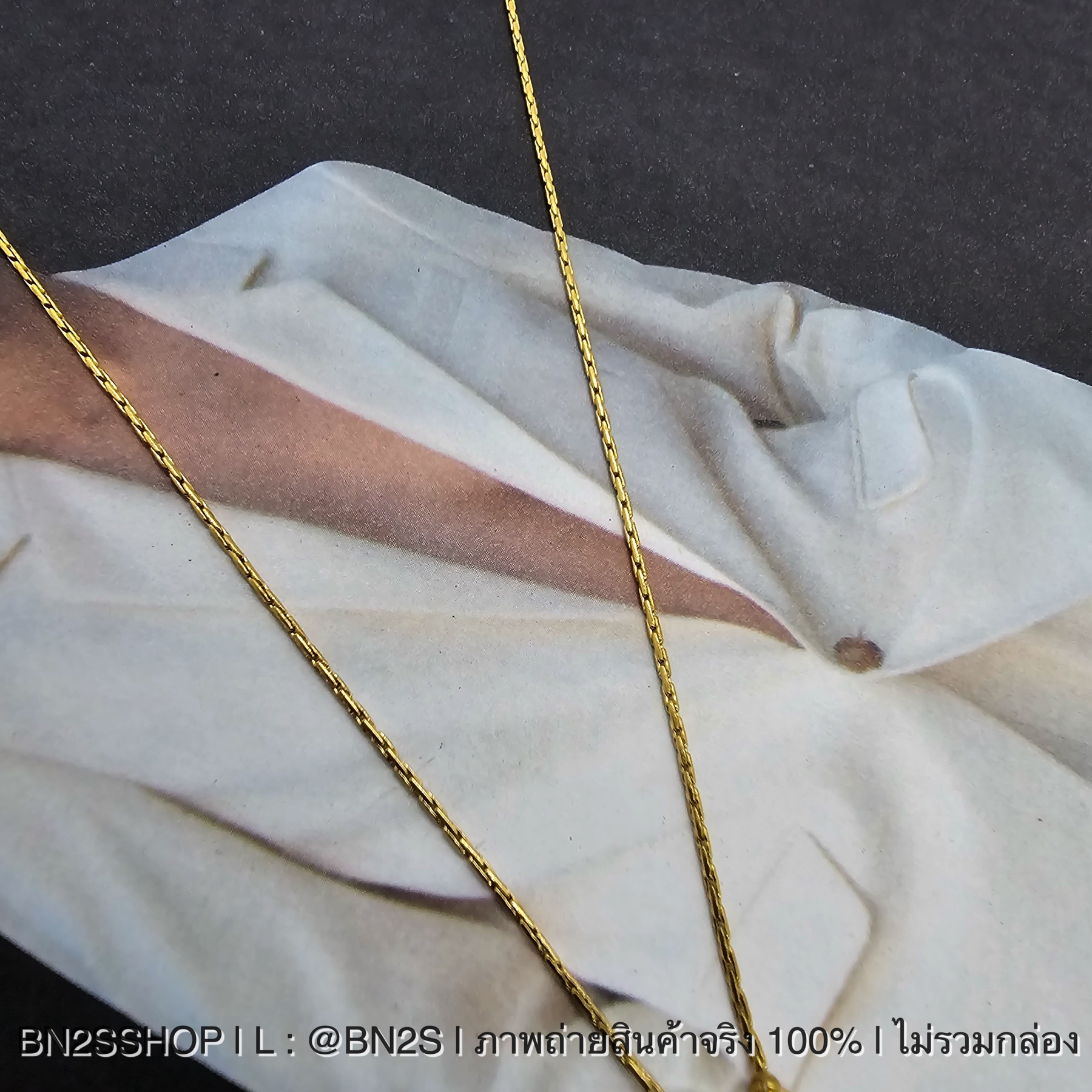 สร้อยคอซีลีน สายกระดูกงูสีทอง ห้อยจี้ Celine Triomphe Necklace