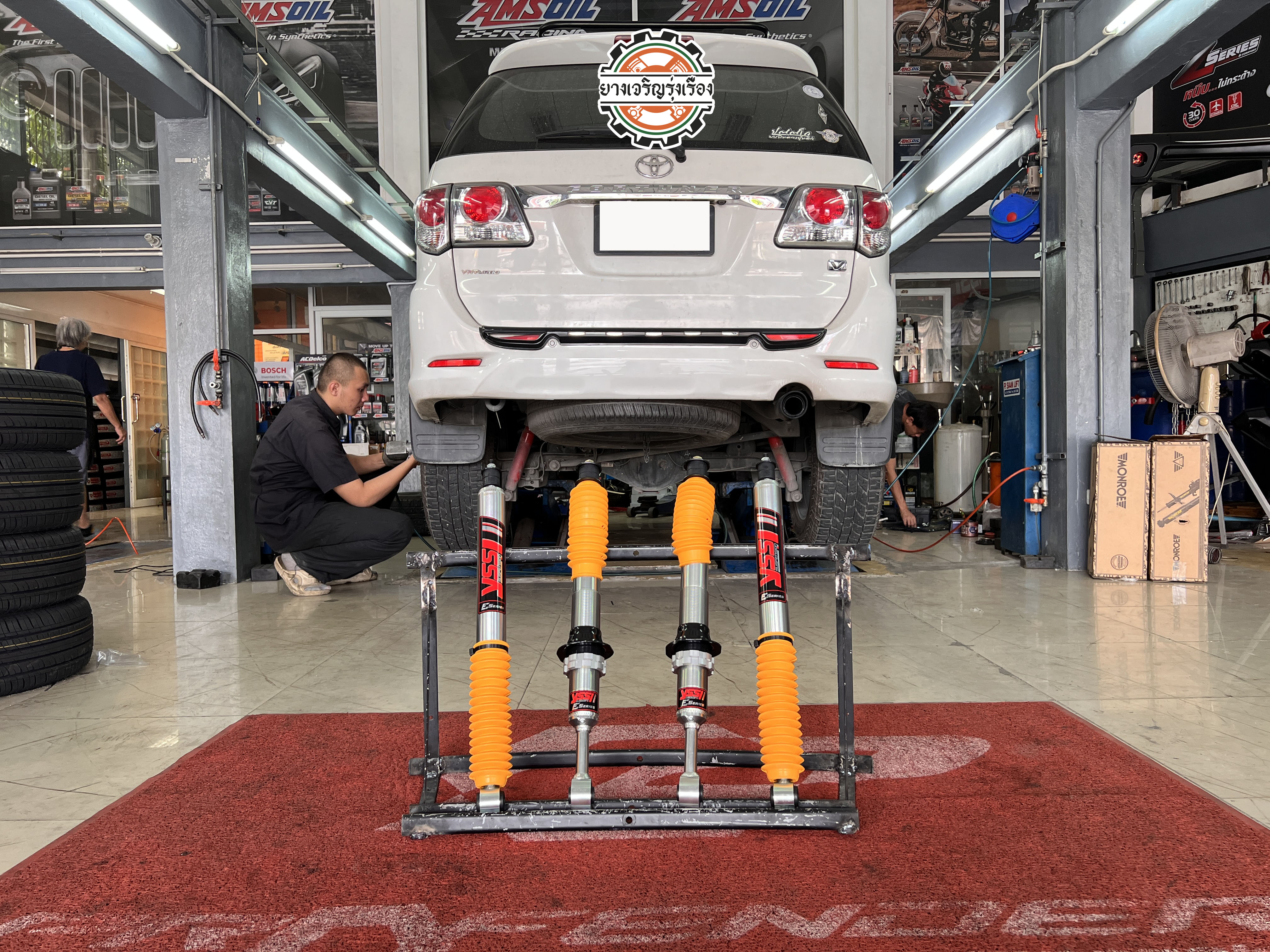 TOYOTA FORTUNER เข้ารับบริการอัพเกรดช่วงล่าง เลือกใช้งานโช๊คอัพ YSS E SERIES ตัวท๊อปนุ่มนวล ติดตั้งใช้งานแทนของเดิมติดรถ [+] พร้อมบริการติดตั้ง + Set up ให้เหมาะกับยาง [+] ขับสนุกด้วยบริการ ตั้งศูนย์ละเอียดให้เหมาะกับการใช้งานและลักษณะของช่วงล่าง 𝙊𝙪𝙧 𝙎𝙚𝙧𝙫𝙞𝙘𝙚 บริการทางร้าน เรารับทำอะไรบ้าง 🔧 ติดตั้งยางแบบไร้รอย 100% 🔧 บริการสลับยาง ตามอายุ 🔧 มียางรถยนต์ทุกยี่ห้อให้เลือกซื้อ 🔧 เช็คช่วงล่าง แก้ปัญหาให้ตรงจุด 🔧 บริการล้างลิ้นปีกผีเสื้อ 🔧 บริการเช็คระยะรถยนต์ 🔧 เปลี่ยนถ่ายของเหลวทั้งระบบ 🔧 ตั้งศูนย์ด้วยเครื่อง HUNTER นำเข้าจาก USA สอบถามข้อมูลเพิ่มเติม หรือนัดหมายเข้ารับบริการ Tel : 08-6569-1915 Tel : 08-6544-5963 Line id : @88rw Tiktok : https://www.tiktok.com/@88rwycrr Youtube : https://youtube.com/@88rw Facebook : https://www.facebook.com/amsfixservice Location : https://goo.gl/maps/HrNUAZXPN94KvxZ98?coh=178573&entry=tt #รถยนต์มีปัญหาไม่รู้ต้องแก้ตรงไหน ทางเรายินดี ตรวจหาปัญหาและหาวิธีแก้ บอกลูกค้าก่อนลงมือทำเสมอราคาเป็นธรรมไม่เอาเปรียบ สบายใจคุณลูกค้า ---------------------------------- #โช๊คอัพรถยนต์ #monroe #yss #kayaba #profender #ร้านยางเจริญรุ่งเรือง #นนทบุรี #งามวงศ์วาน #amsfix #บริการช่วงล่างรถยนต์ #ซ่อมบำรุงช่วงล่าง #เซทอัพโช๊คอัพรถยนต์