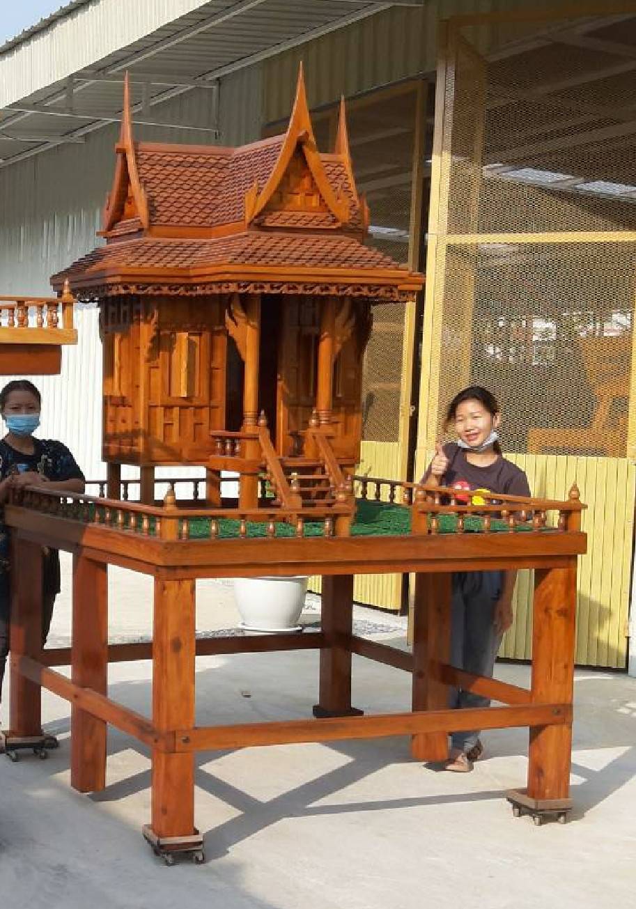 ศาลเจ้าที่/ศาลตายาย สามมุขเบอร์ 5