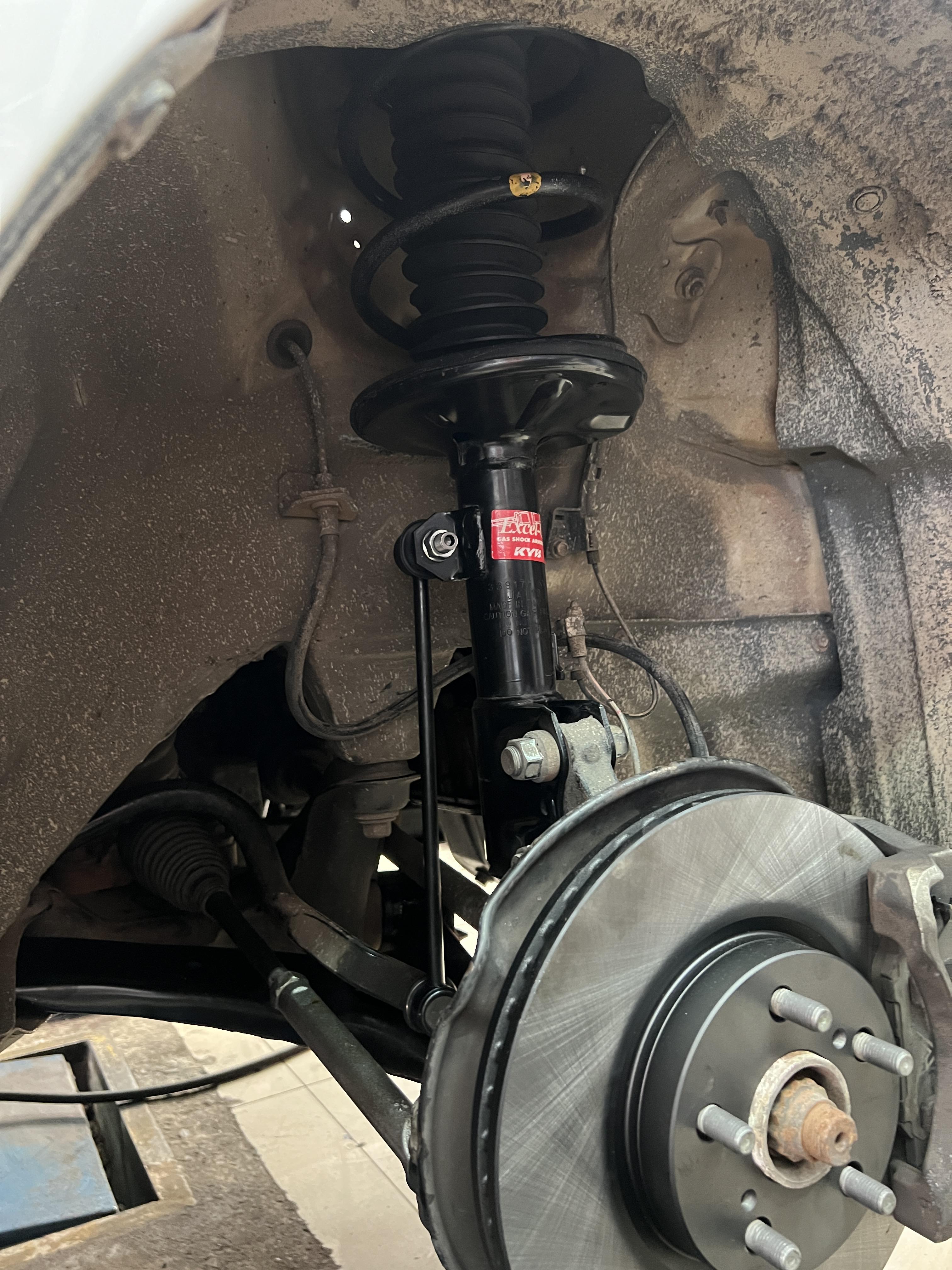 TOYOTA ALTIS 2008 เข้ารับบริการเปลี่ยนโช้คอัพ และซ่อมบำรุงช่วงล่าง [+] KAYABA EXCELG [+] จานเบรก TRW อัพเกรดไม่เซาะร่อง [+] ลูกหมากตอง5 ญี่ปุ่น [+] ปีกนกล่าง Location : https://goo.gl/maps/HrNUAZXPN94KvxZ98? รถยนต์มีปัญหาไม่รู้ต้องแก้ตรงไหน ทางเรายินดี ตรวจหาปัญหาและหาวิธีแก้ บอกลูกค้าก่อนลงมือทำเสมอด้วยราคาเป็นธรรม เวลาบริการ วันจันทร์-วันอาทิตย์ 09:00 น. - 17.30 น. #ToyotaAltis #trwจานเบรก #ลูกหมากตอง5แท้ #ปีกนกล่าง #โช้คอัพ #ช่วงล่าง #โช๊ค #ยางรถยนต์