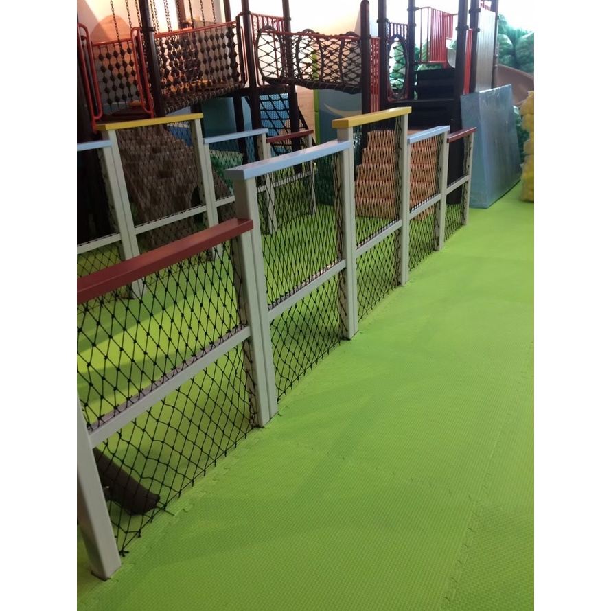 ตาข่ายกันตก ตาข่ายกันสินค้าตกหล่น Safetynet HDPE 3.5mm ช่องตา 1.8x1.8 CM.พร้อมส่ง ขนาด 5 x 25 m.
