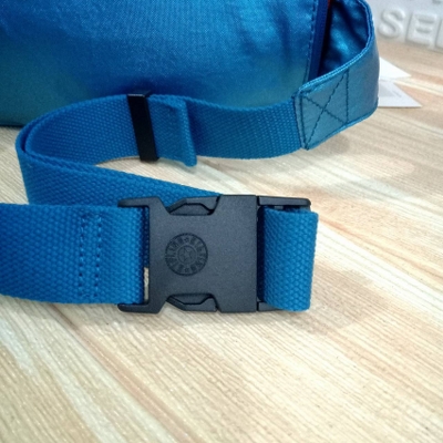 Kipling กระเป๋าคาดเอว สะพายข้าง รุ่น Halima convertible waist back