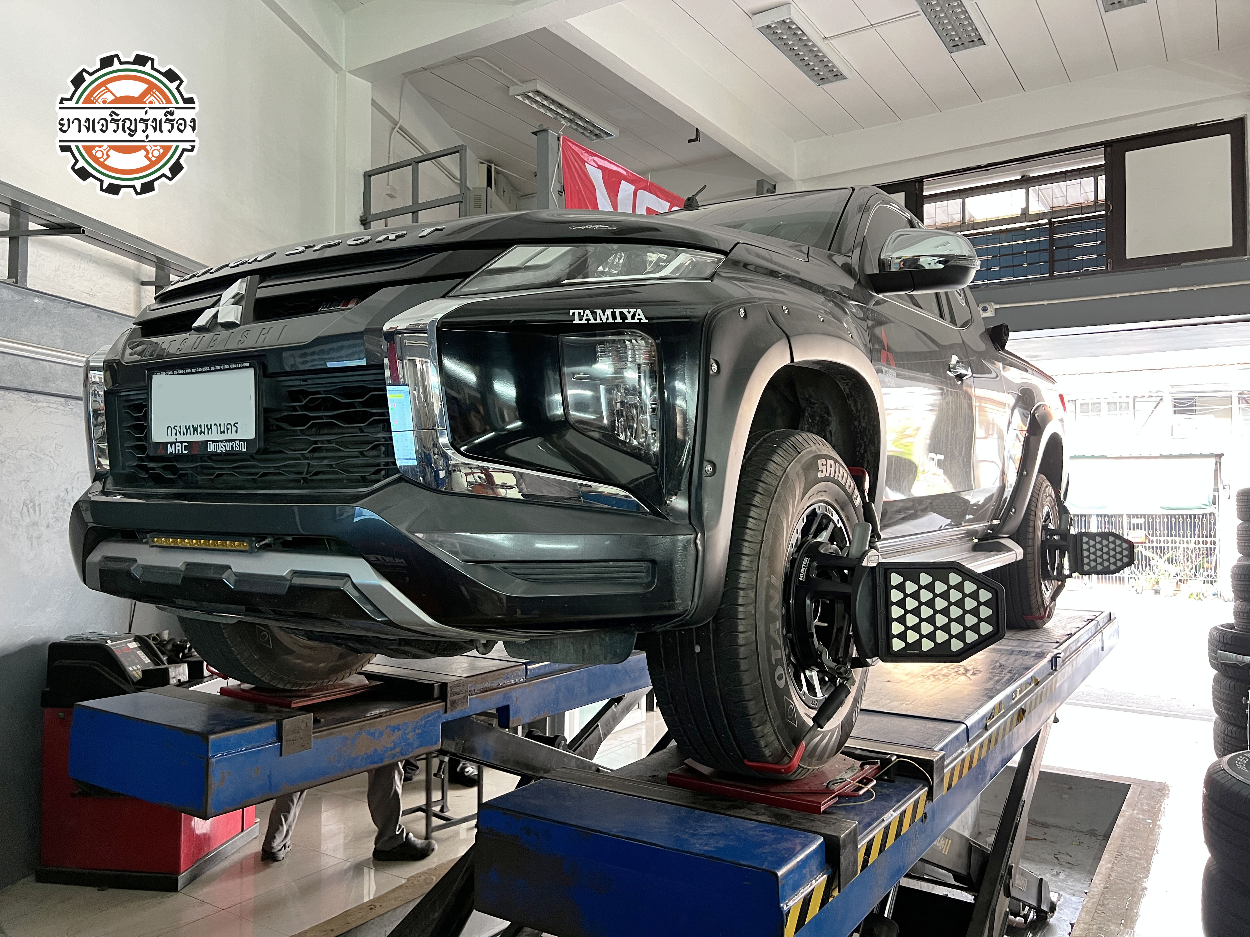 MITSUBISHI TRITON โช๊คอัพเดิมไม่พอมือ นัดเข้าอัพเกรดช่วงล่างรองรับการใช้งานความเร็วสูง ปรับได้ 7 ระดับ หนึลกระชับมั่นใจ เลือกใช้งาน YSS DTG PLUS ปรับ 7 ระดับ เป็นโช๊คอัพที่ครอบคลุมการใช้งานได้กว้าง อยากได้แบบตึงๆปรับใช้งานเบอร์สูง อยากได้แบบนุ่ม ปรับเบอร์ต่ำ เรียกว่า เปลี่ยนชุดเดียวเหมือนได้ โช๊คอัพใช้งาน 7 ชุด คุ้มๆๆ พร้อมบริการติดตั้ง set up ตั้งศูนย์ ครบ จบ ที่เดียว [+] YSS DTG PLUS ปรับ 7 ระดับ เซ็ทโช๊คอัพ หน้า/หลัง = 14,900 บาท ล้อเดิม ยางเดิม ก็ขับสนุกได้ [+] พร้อมบริการติดตั้ง + Set up ให้เหมาะกับยาง [+] ขับสนุกด้วยบริการ ตั้งศูนย์ละเอียดให้เหมาะกับการใช้งานและลักษณะของช่วงล่าง --------------------------------- โทร : 08-6544-5963 บุ๊ก และทีมงาน ยินดีต้อนรับครับ 𝙊𝙪𝙧 𝙎𝙚𝙧𝙫𝙞𝙘𝙚 บริการทางร้าน เรารับทำอะไรบ้าง 🔧 ติดตั้งยางแบบไร้รอย 100% 🔧 บริการสลับยาง ตามอายุ 🔧 มียางรถยนต์ทุกยี่ห้อให้เลือกซื้อ 🔧 เช็คช่วงล่าง แก้ปัญหาให้ตรงจุด 🔧 บริการล้างลิ้นปีกผีเสื้อ 🔧 บริการเช็คระยะรถยนต์ 🔧 เปลี่ยนถ่ายของเหลวทั้งระบบ 🔧 ตั้งศูนย์ด้วยเครื่อง HUNTER นำเข้าจาก USA #รถยนต์มีปัญหาไม่รู้ต้องแก้ตรงไหน ทางเรายินดี ตรวจหาปัญหาและหาวิธีแก้ บอกลูกค้าก่อนลงมือทำเสมอราคาเป็นธรรมไม่เอาเปรียบ สบายใจคุณลูกค้า ---------------------------------- ดูแลให้คำปรึกษาทุกปัญหาคาใจ ไม่ทิ้งลูกค้า มีบริการหลังการขาย 【ให้ผู้เชี่ยวชาญของเรา ดูแลรถคุณ】 ร้านยางเจริญรุ่งเรือง ยินดีต้อนรับครับ ---------------------------------- #โช๊คอัพรถยนต์ #monroe #yss #kayaba #profender #ร้านยางเจริญรุ่งเรือง #นนทบุรี #งามวงศ์วาน #amsfix #บริการช่วงล่างรถยนต์ #ซ่อมบำรุงช่วงล่าง #เซทอัพโช๊คอัพรถยนต์