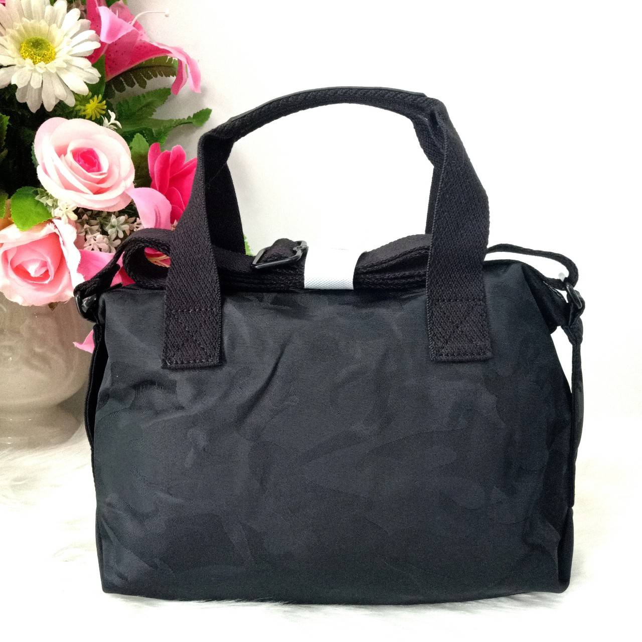 KIPLING BRYNNE Satin Camo กระเป๋าถือ สะพายข้าง