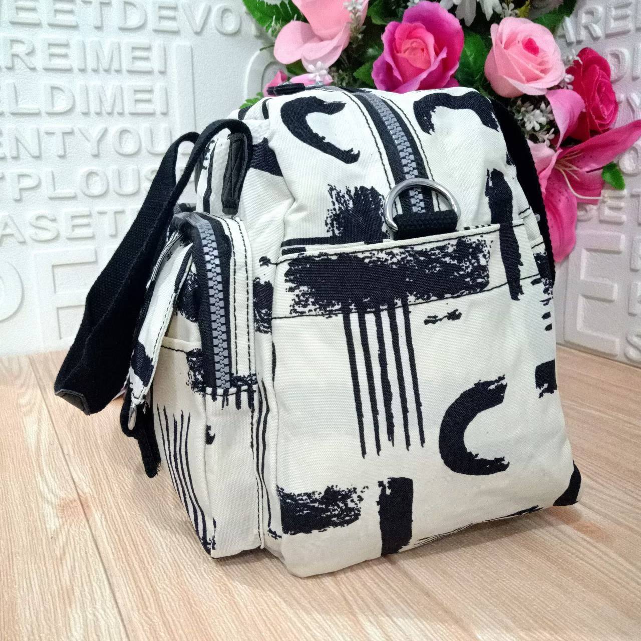 Kipling กระเป๋าสะพายข้าง Women’s Defea Top-Handle Bag