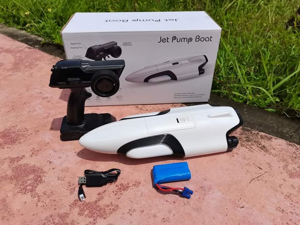เรือบังคับวิทยุ HELIWAY-K S2 JET PUMP BOAT 2.4 GHZ 25.KMH สินค้าชุดพร้อมเล่น