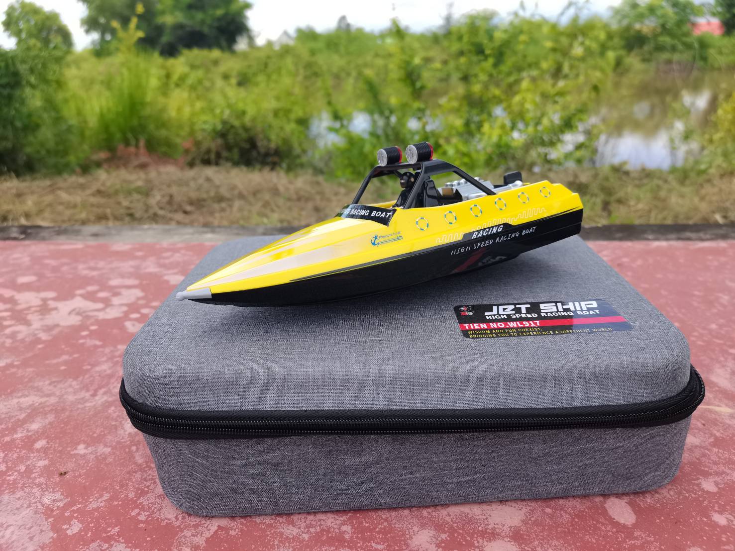 เรือบังคับวิทยุ แนวแข่งขัน WL-TOYS WL-917 RACHING ความเร็ว 16 KM/H วิทยุควบคุมแบบ 2.4 GHZ ขนาดเล็กกระทัดรัด ระบบขับเคลื่อนด้วยปั๊มน้ำแบบเทอร์โบเจ๊ด สินค้าชุดพร้อมเล่น