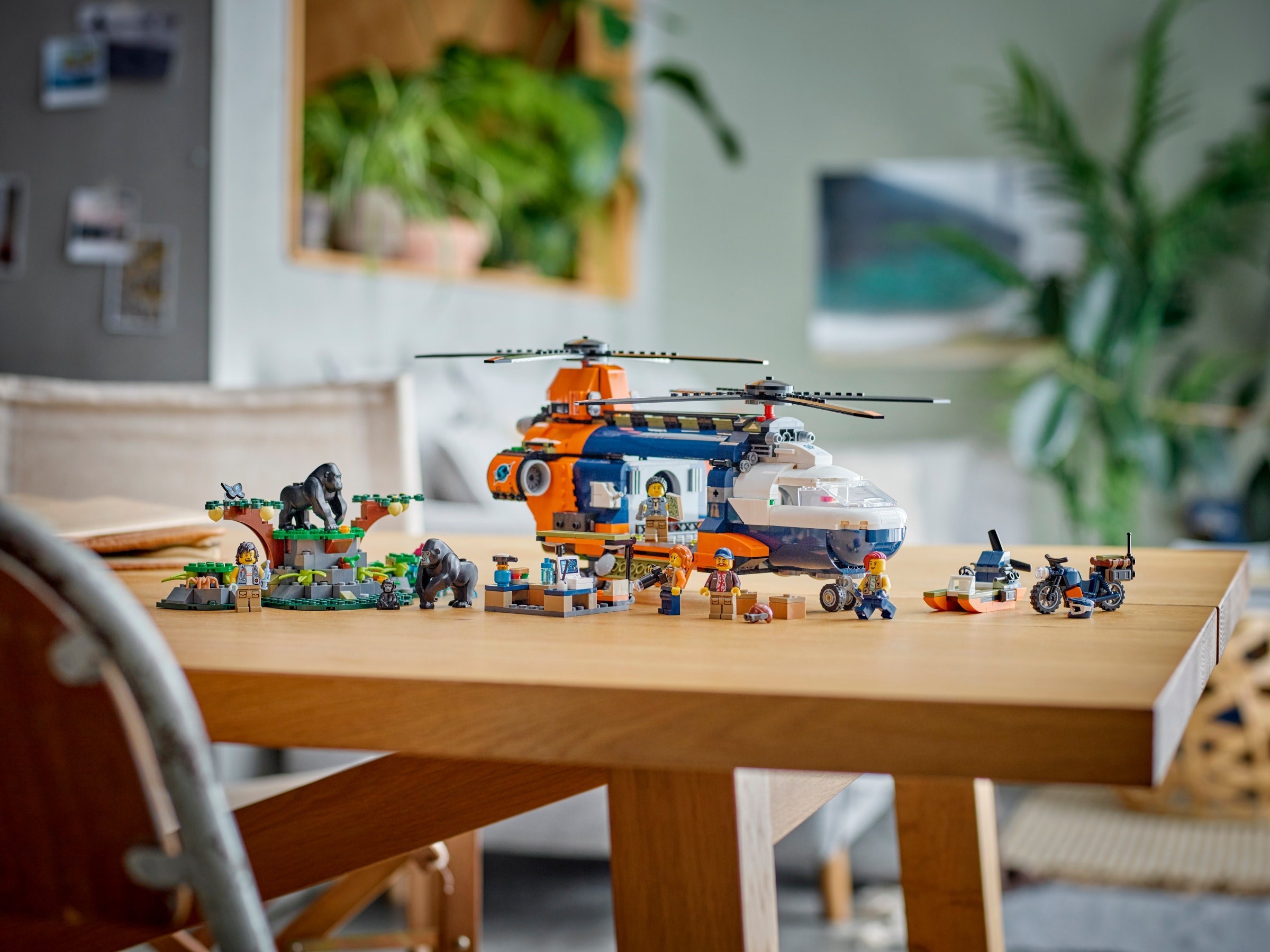 LEGO City เลโก้ 60437 Jungle Explorer Helicopter at Base Camp