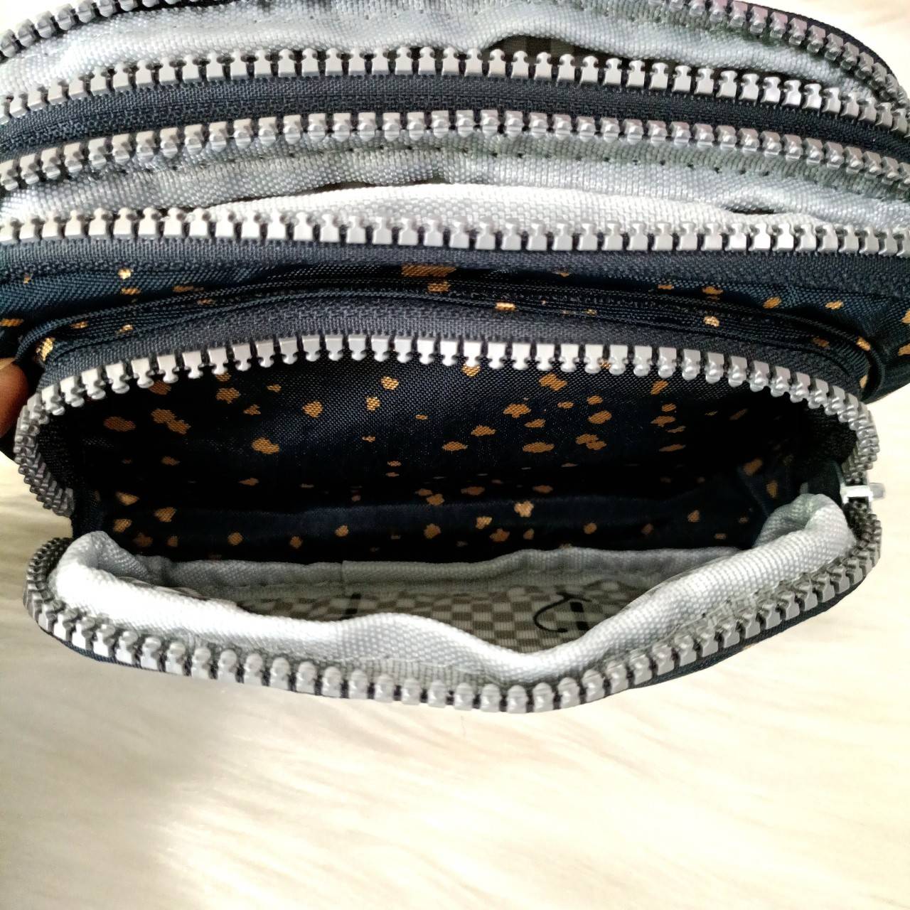 กระเป๋าสะพาย คิปลิ้ง คิปลิง KIPLING 3 Monkey Seoul up