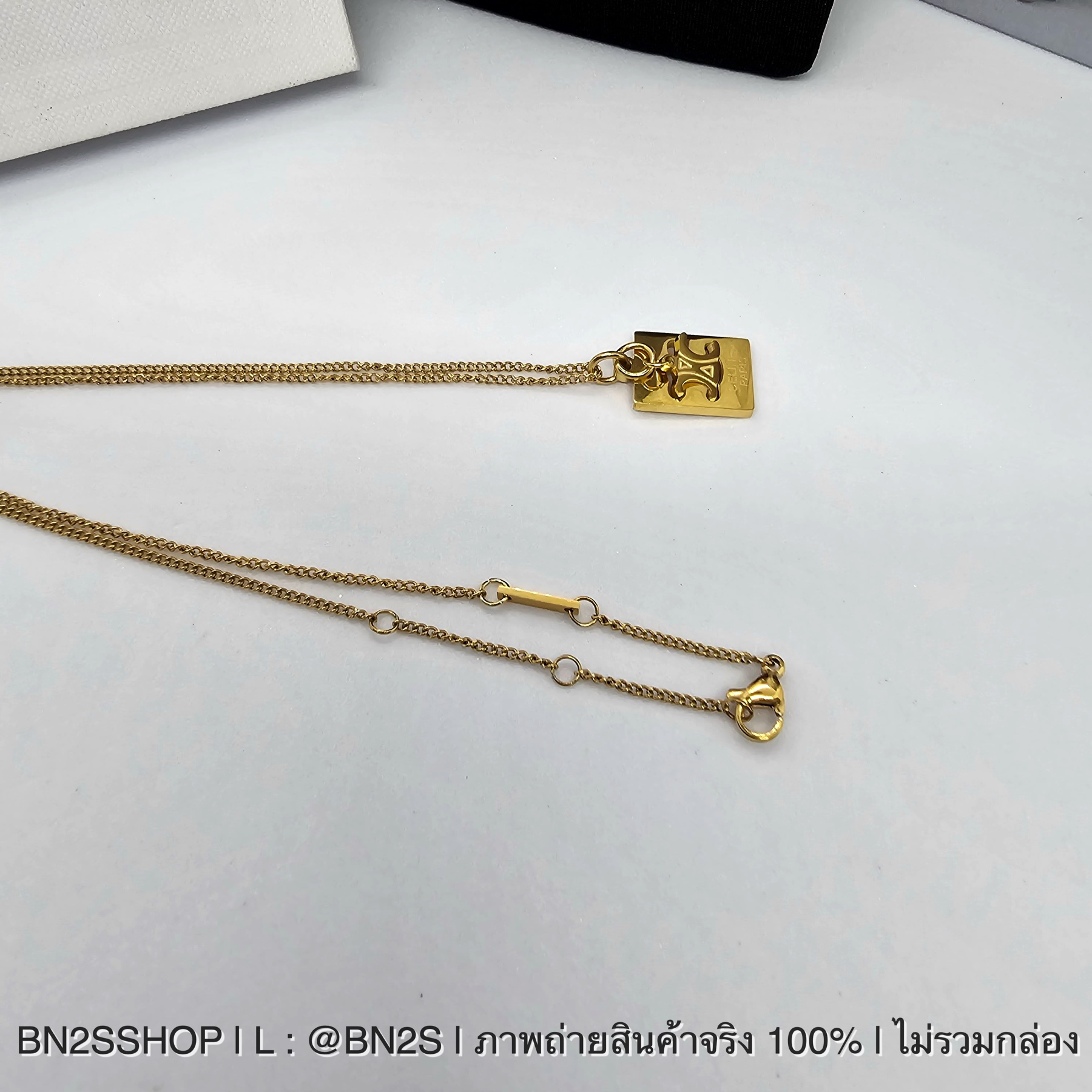 Celine Triomphe plate Necklace สร้อยคอห้อยป้ายเพลทซีลีน สีทอง งานสวย