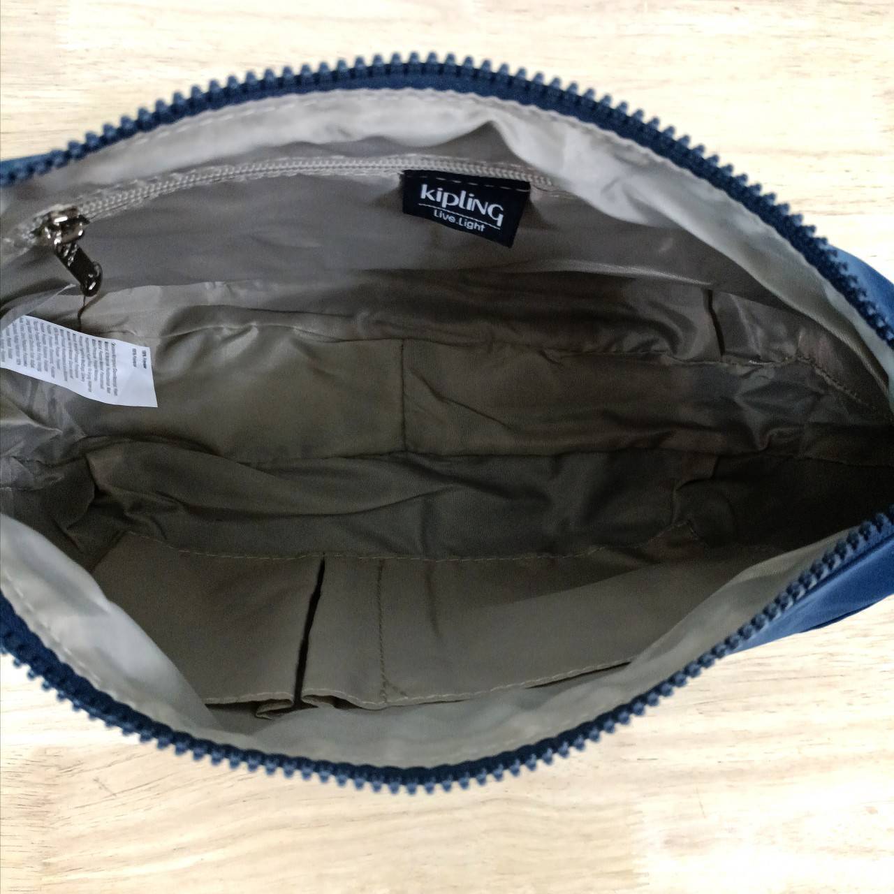 กระเป๋าคิปลิ้ง KIPLING กระเป๋าสะพายข้าง รุ่น Izellah
