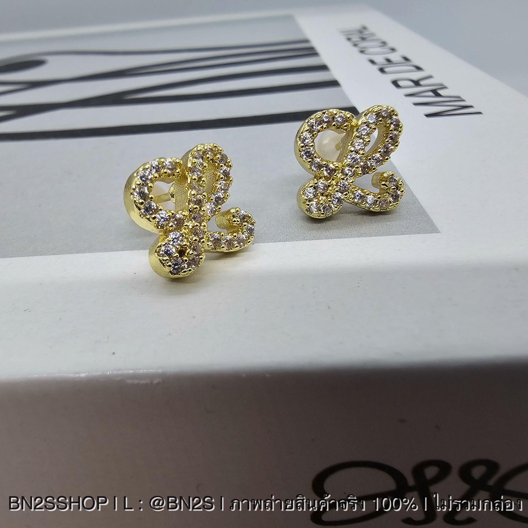Loewe Annagram Stud Earrings ต่างหูสตั๊ด อะไหล่ทอง ประดับเพชร งานสวย