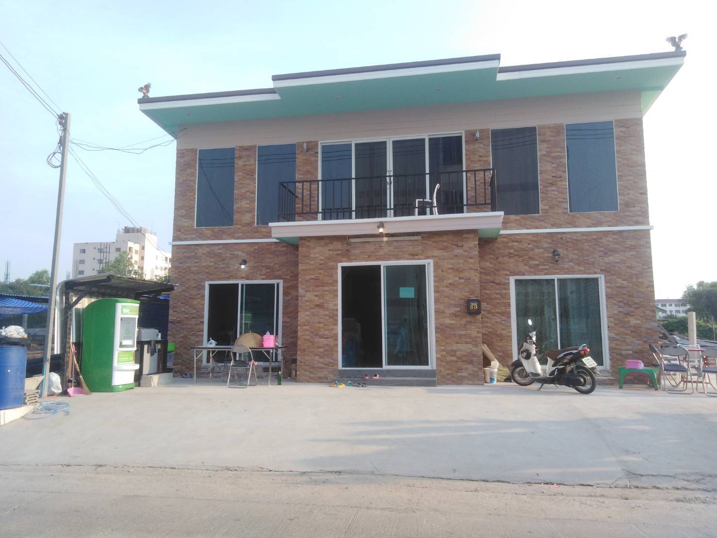 ขายบ้านพัก+หอพัก พร้อมอยู่ ทำเลย์สวย อยู่ใกล้ตลาดไท