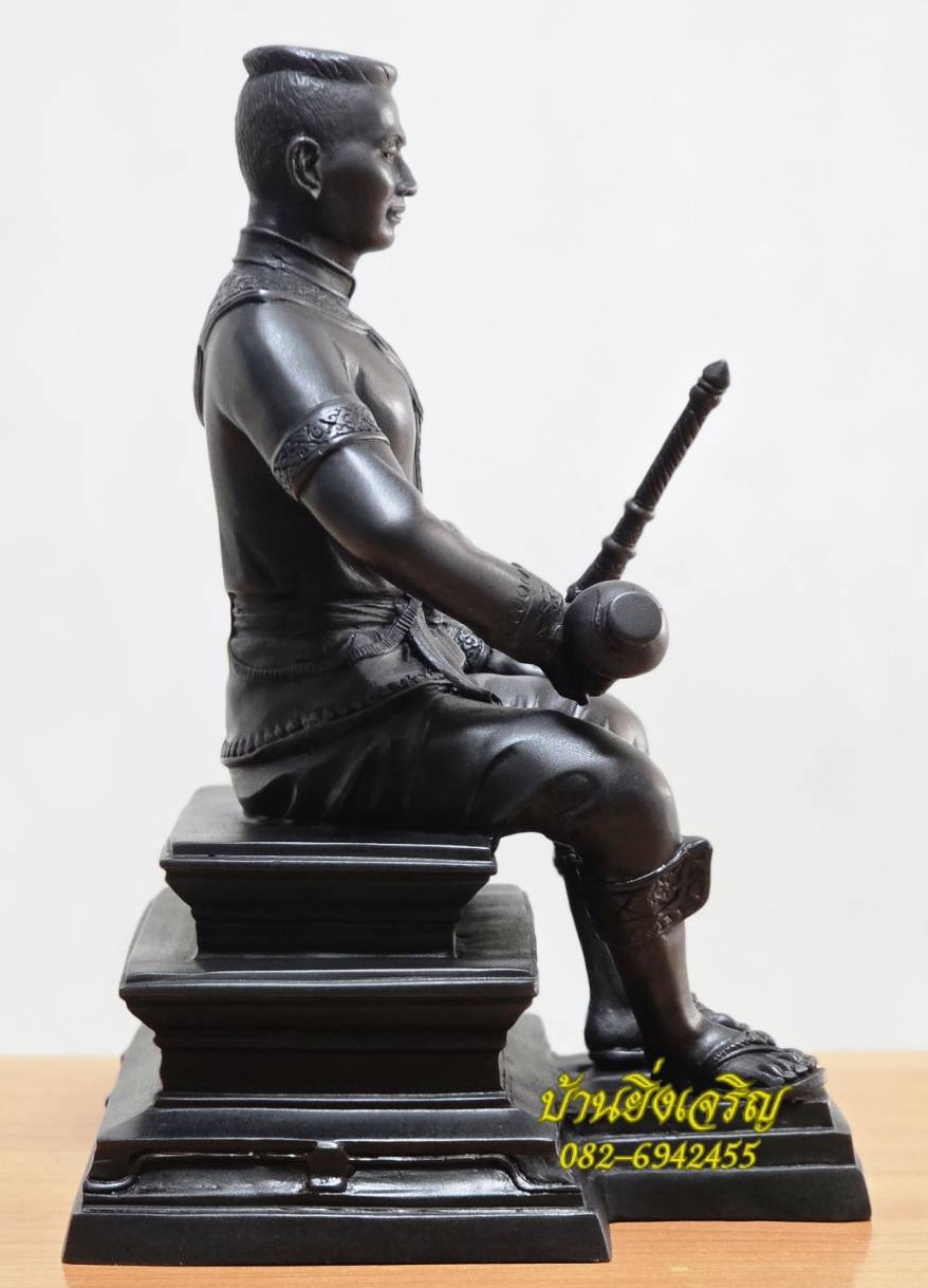 สมเด็จพระนเรศวรมหาราช วัดใหญ่ชัยมงคล