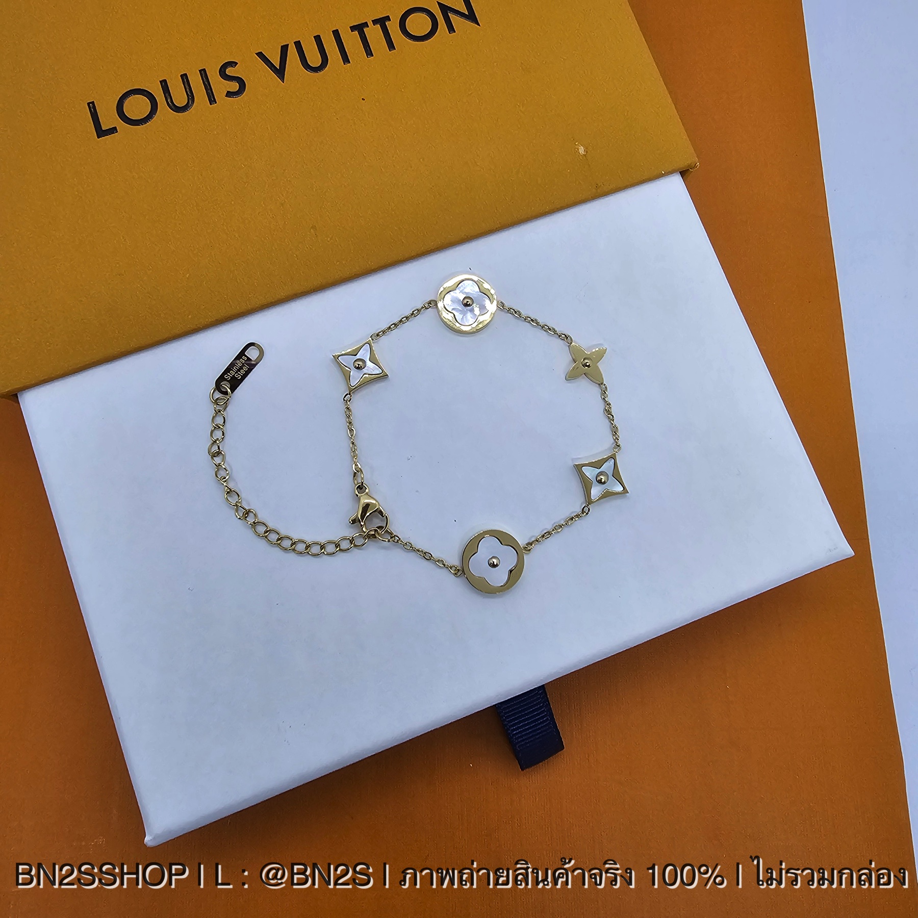 สีทอง | สร้อยข้อมือหลุยส์ Louis Vuitton Monogram Chain Bracelet จี้ลายดอก สีทอง โรสโกลด์ รุ่นนี้ขายดีมาก
