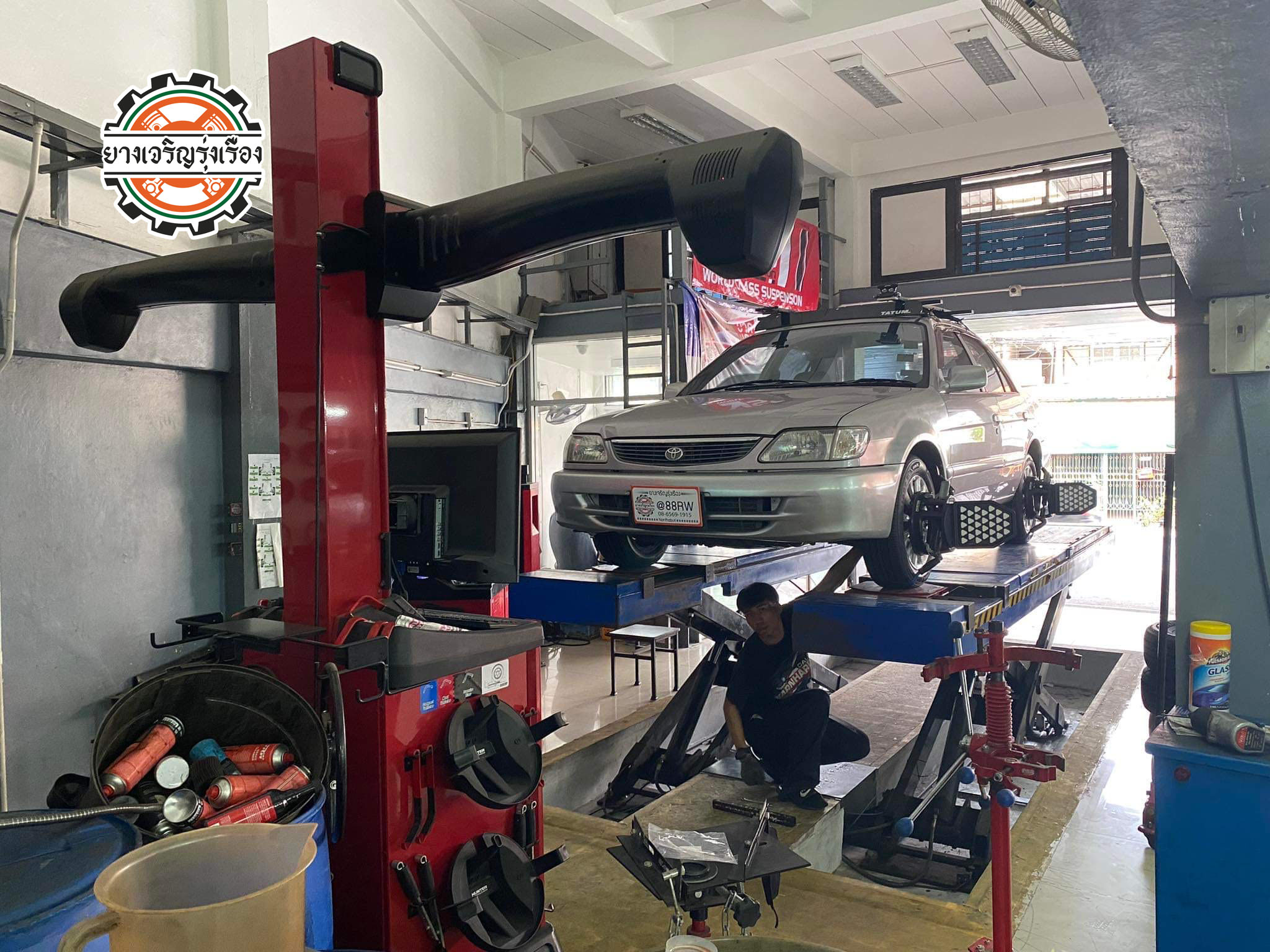 TOYOTA SOLUNA เข้ารับบริการเปลี่ยนยางรถยนต์ เน้นใช้งานประจำวัน FIRESTONE F01 X ขนาด 185/60R15 𝙊𝙪𝙧 𝙎𝙚𝙧𝙫𝙞𝙘𝙚 บริการทางร้านเรารับทำอะไรบ้าง 🔧 ติดตั้งยางแบบไร้รอย 100% 🔧 บริการสลับยาง ตามอายุ 🔧 มียางรถยนต์ทุกยี่ห้อให้เลือกซื้อ 🔧 เช็คช่วงล่าง แก้ปัญหาให้ตรงจุด 🔧 บริการล้างลิ้นปีกผีเสื้อ 🔧 บริการเช็คระยะรถยนต์ 🔧 เปลี่ยนถ่ายของเหลวทั้งระบบ 🔧 ตั้งศูนย์ด้วยเครื่อง HUNTER นำเข้าจาก USA สอบถามข้อมูลเพิ่มเติม หรือนัดหมายเข้ารับบริการ Tel : 08-6569-1915 Tel : 08-6544-5963 Line id : @88rw Tiktok : https://www.tiktok.com/@88rwycrr Youtube : https://youtube.com/@88rw Facebook : https://www.facebook.com/88rwtire Location : https://goo.gl/maps/HrNUAZXPN94KvxZ98?coh=178573&entry=tt #รถยนต์มีปัญหาไม่รู้ต้องแก้ตรงไหน ทางเรายินดี ตรวจหาปัญหาและหาวิธีแก้ บอกลูกค้าก่อนลงมือทำเสมอราคาเป็นธรรมไม่เอาเปรียบ สบายใจคุณลูกค้า ---------------------------------- ดูแลให้คำปรึกษาทุกปัญหาคาใจ ไม่ทิ้งลูกค้า มีบริการหลังการขาย 【ให้ผู้เชี่ยวชาญของเรา ดูแลรถคุณ】 ร้านยางเจริญรุ่งเรือง ยินดีต้อนรับครับ ---------------------------------- #โช๊คอัพรถยนต์ #monroe #yss #kayaba #profender #ร้านยางเจริญรุ่งเรือง #นนทบุรี #งามวงศ์วาน #amsfix #บริการช่วงล่างรถยนต์ #ซ่อมบำรุงช่วงล่าง #เซทอัพโช๊คอัพรถยนต์