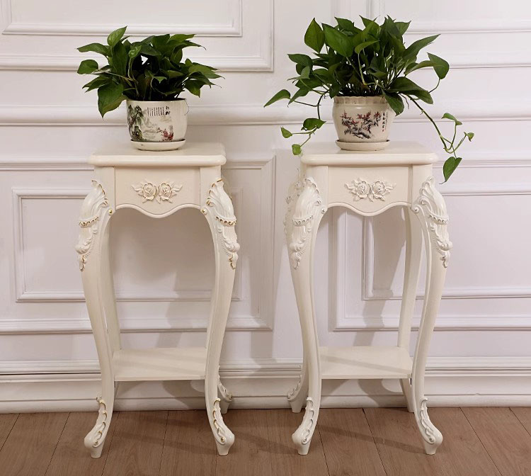 กระถางต้นไม้หลุยส์ 01