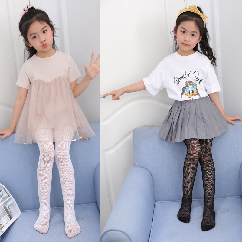 ถุงน่องตาข่ายเด็กสีดำ ลายหัวใจน่ารัก ถุงน่องเด็กมีขนาด3-15 ปี