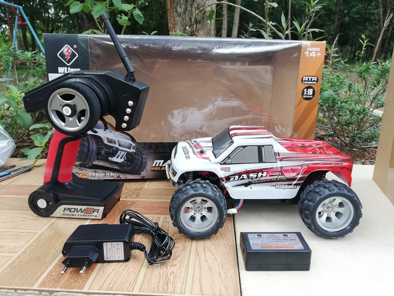 WL-TOYS A979-B 4WD 1/18 70 กม. / ชม. Monster Truck RC รถบังคับวิทยุ สายลุย