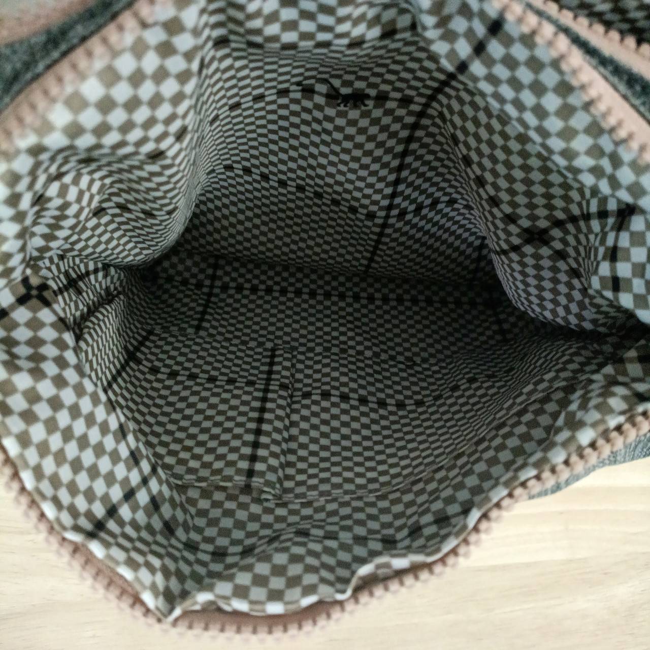 กระเป๋าสะพายข้าง Kipling Ella คิปลิ้ง